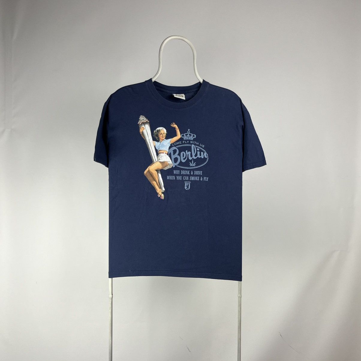 Band Tees Y2K Vintage Blue Graphic Fly Berlin City Fun Tshirt Size US M / EU 48-50 / 2 - 1 Thumbnail
