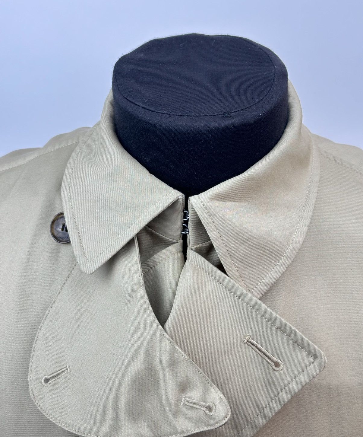 Aquascutum Aquascutum London Double Breasted Trench Coat England Check Size US S / EU 44-46 / 1 - 3 Thumbnail