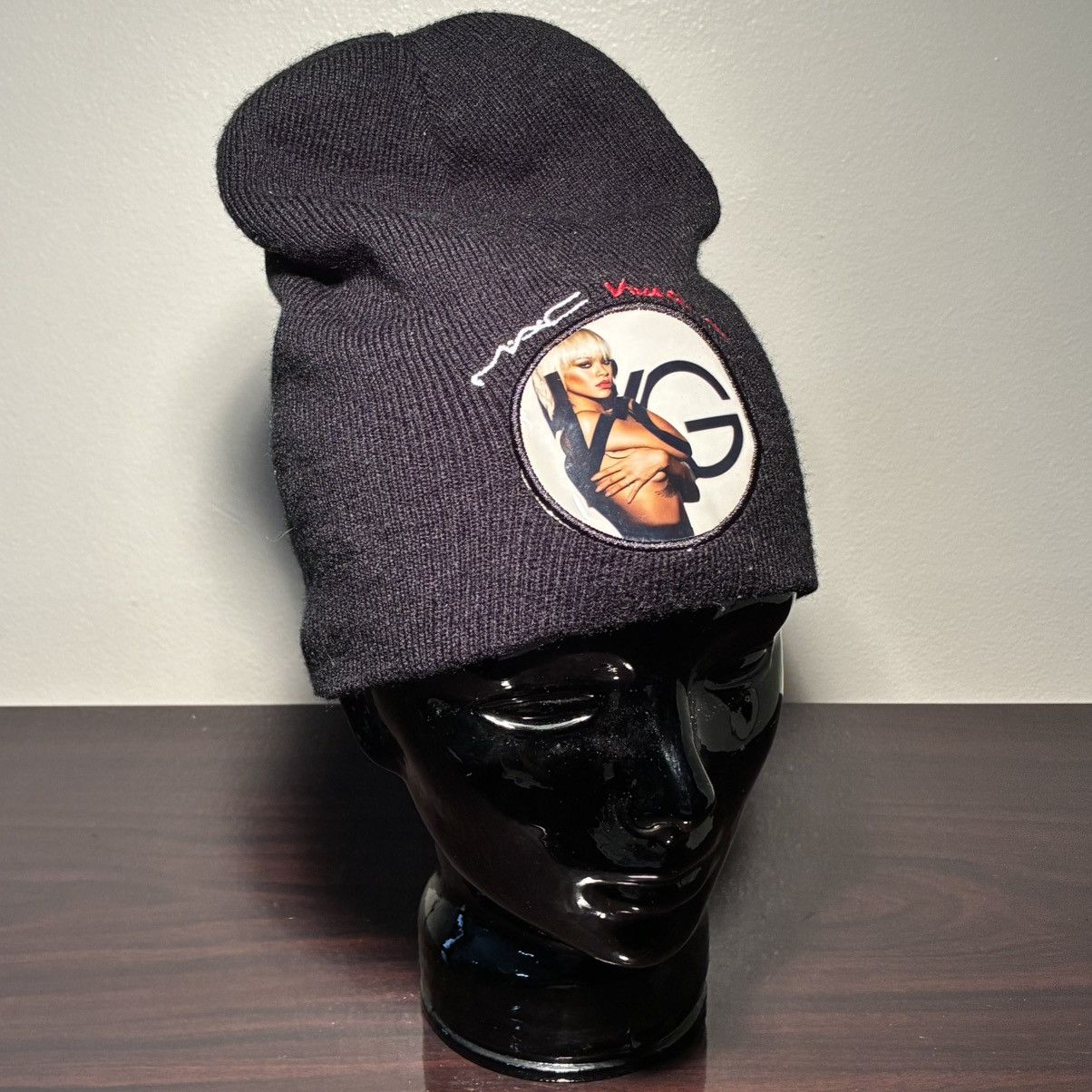Other Rihanna MAC viva glam black beanie Size ONE SIZE - 1 Thumbnail