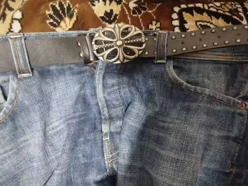 Japanese Brand Black studded cross belt Size 34 - 4 Thumbnail