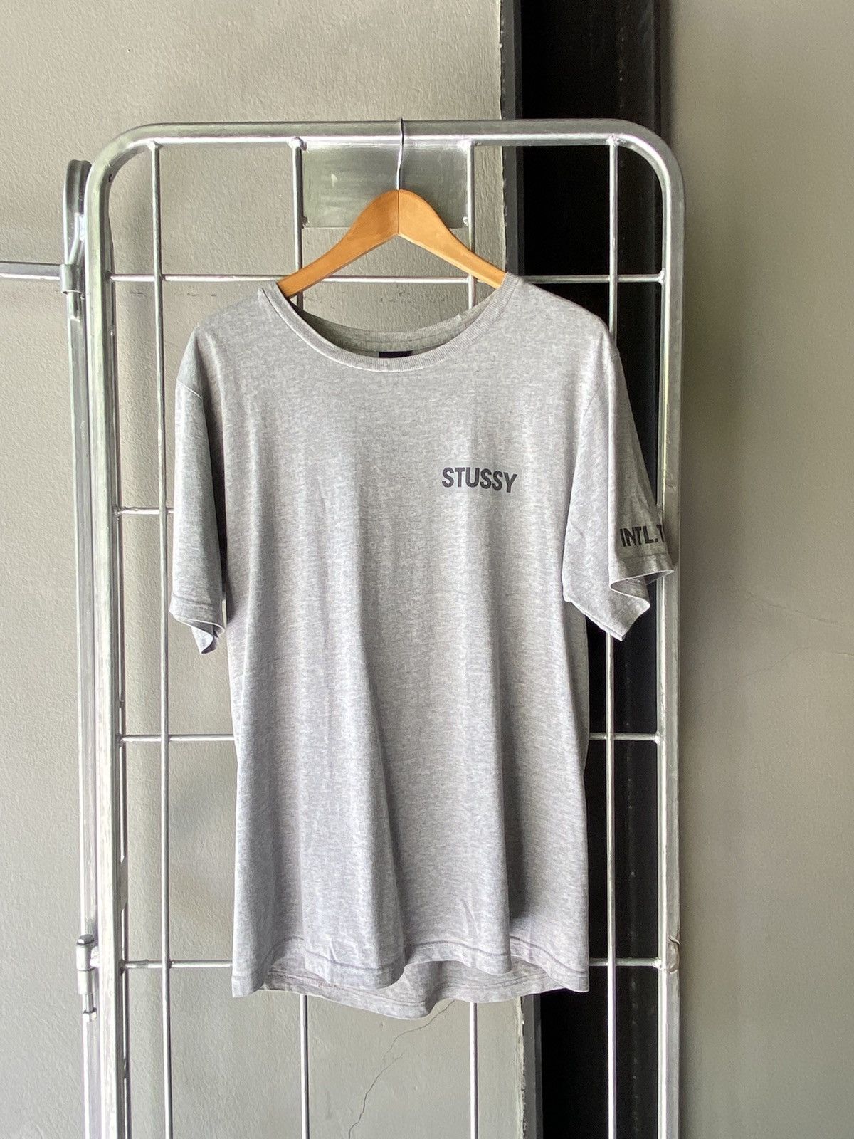 Stussy Stussy Gray Crew Neck Short Sleeve T-Shirt Size US L / EU 52-54 / 3 - 5 Thumbnail
