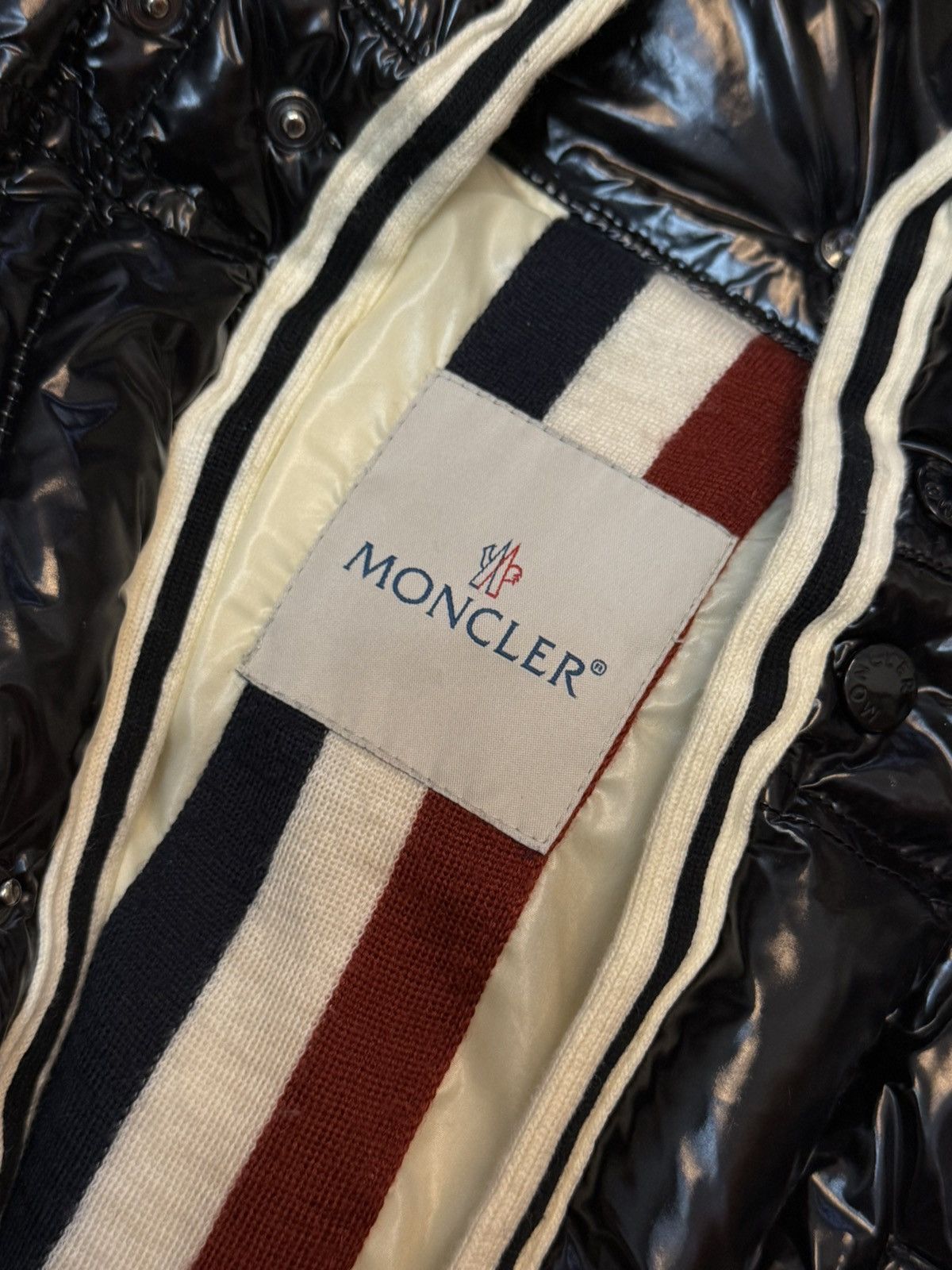Moncler Moncler Laqué Down Puffer Jacket – Black (Size L) Size US L / EU 52-54 / 3 - 10 Thumbnail