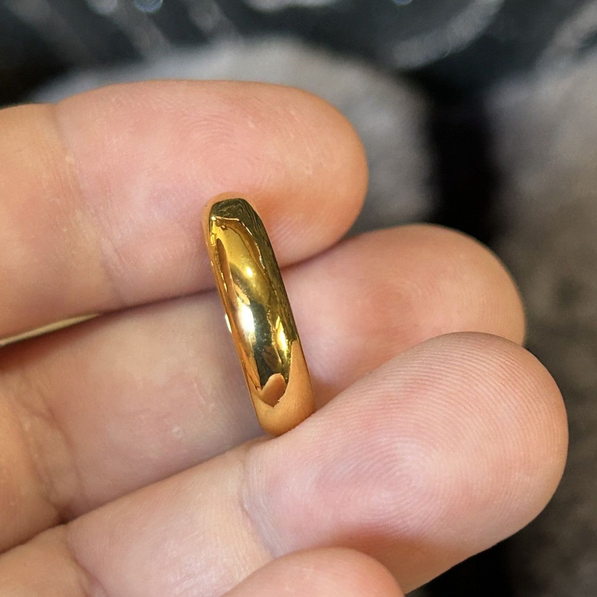 Jewelry Shiny 18kt gold plated 4mm stainless steel comfort ring 5 Size ONE SIZE - 5 Thumbnail