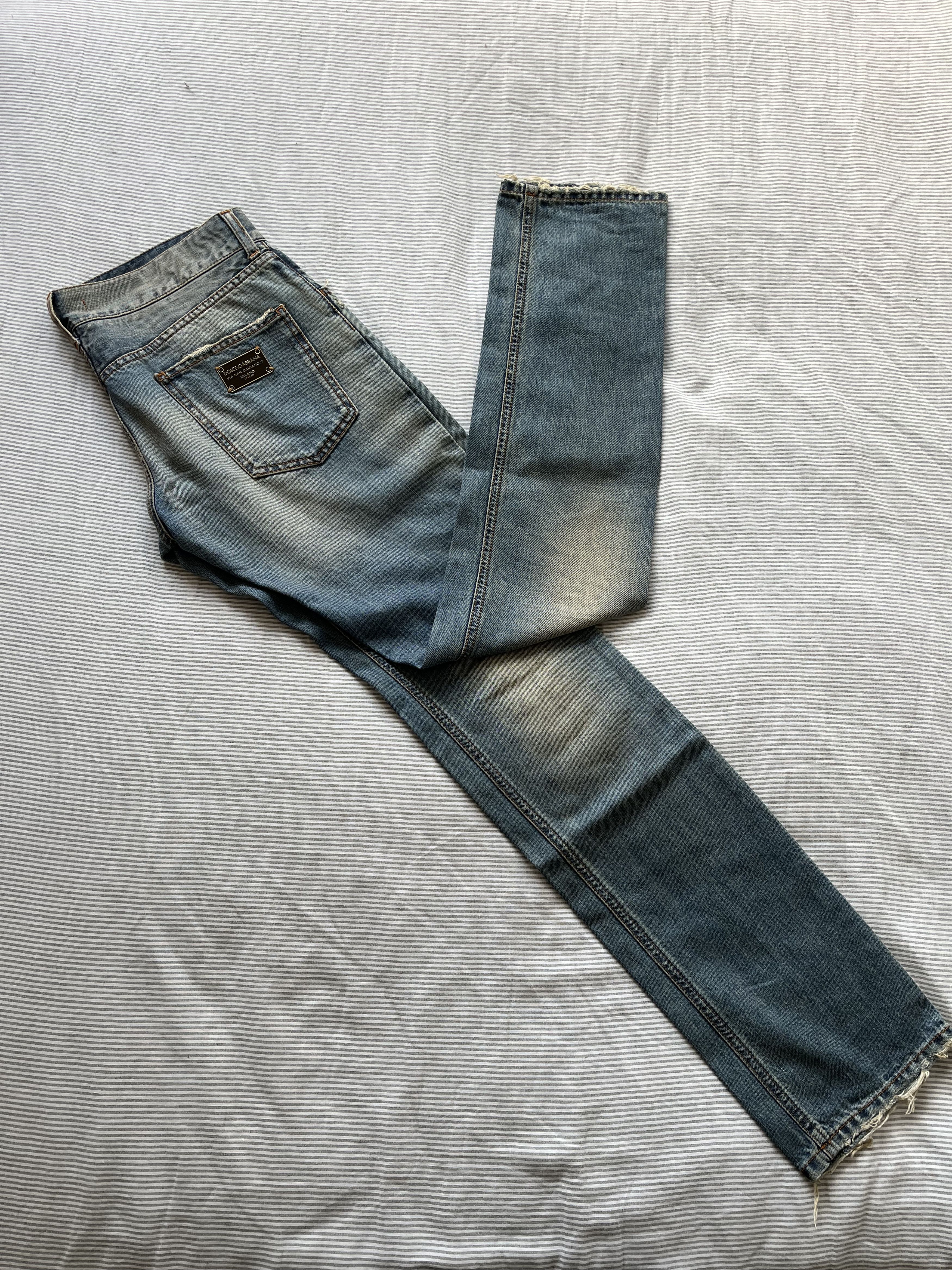 Dolce & Gabbana Dolce & Gabbana Light Wash Distressed Denim Jeans Size US 30 / EU 46 - 2 Thumbnail