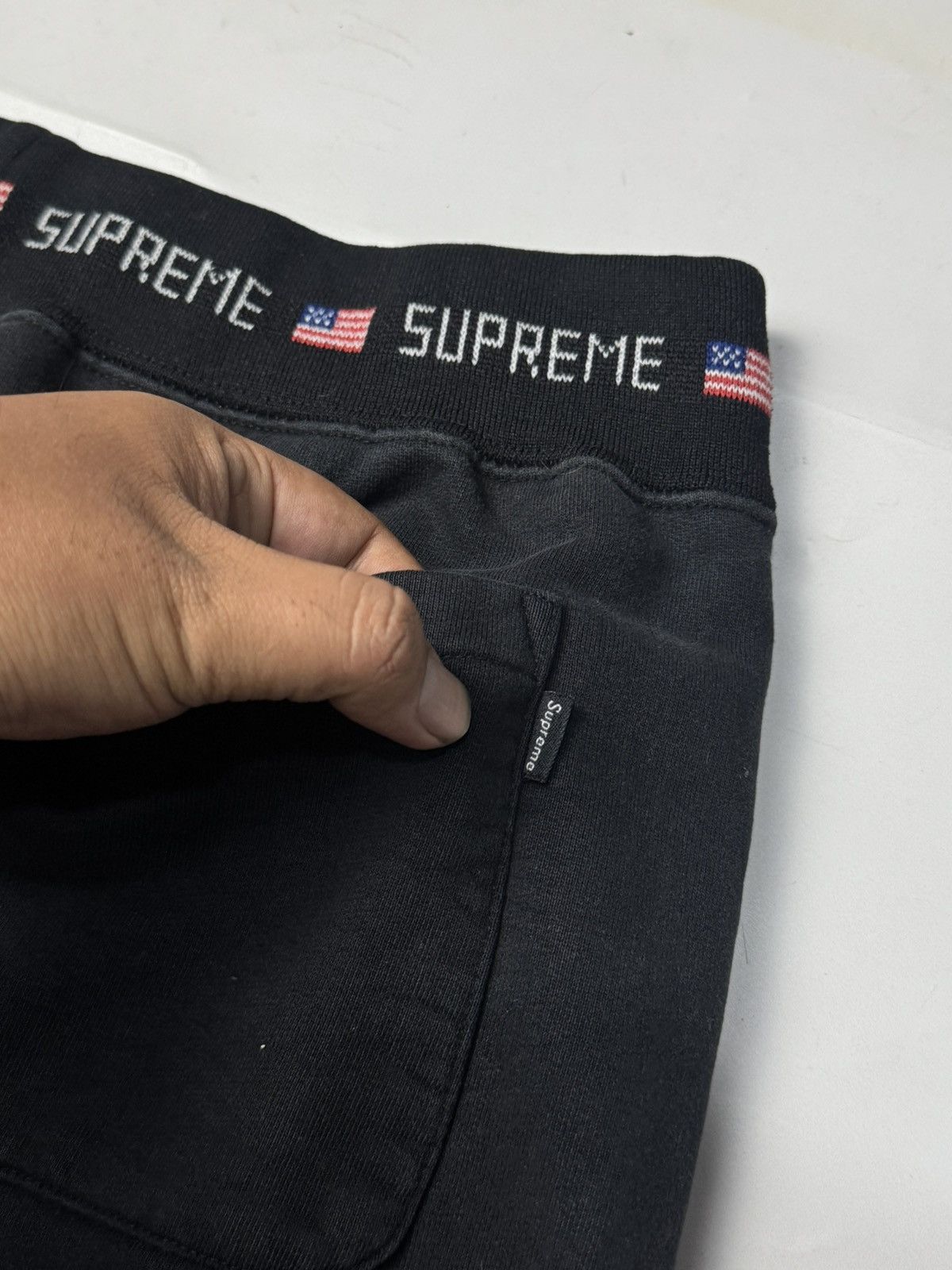 Supreme Jogger Supreme American Flag Pants Size US 32 / EU 48 - 12 Thumbnail