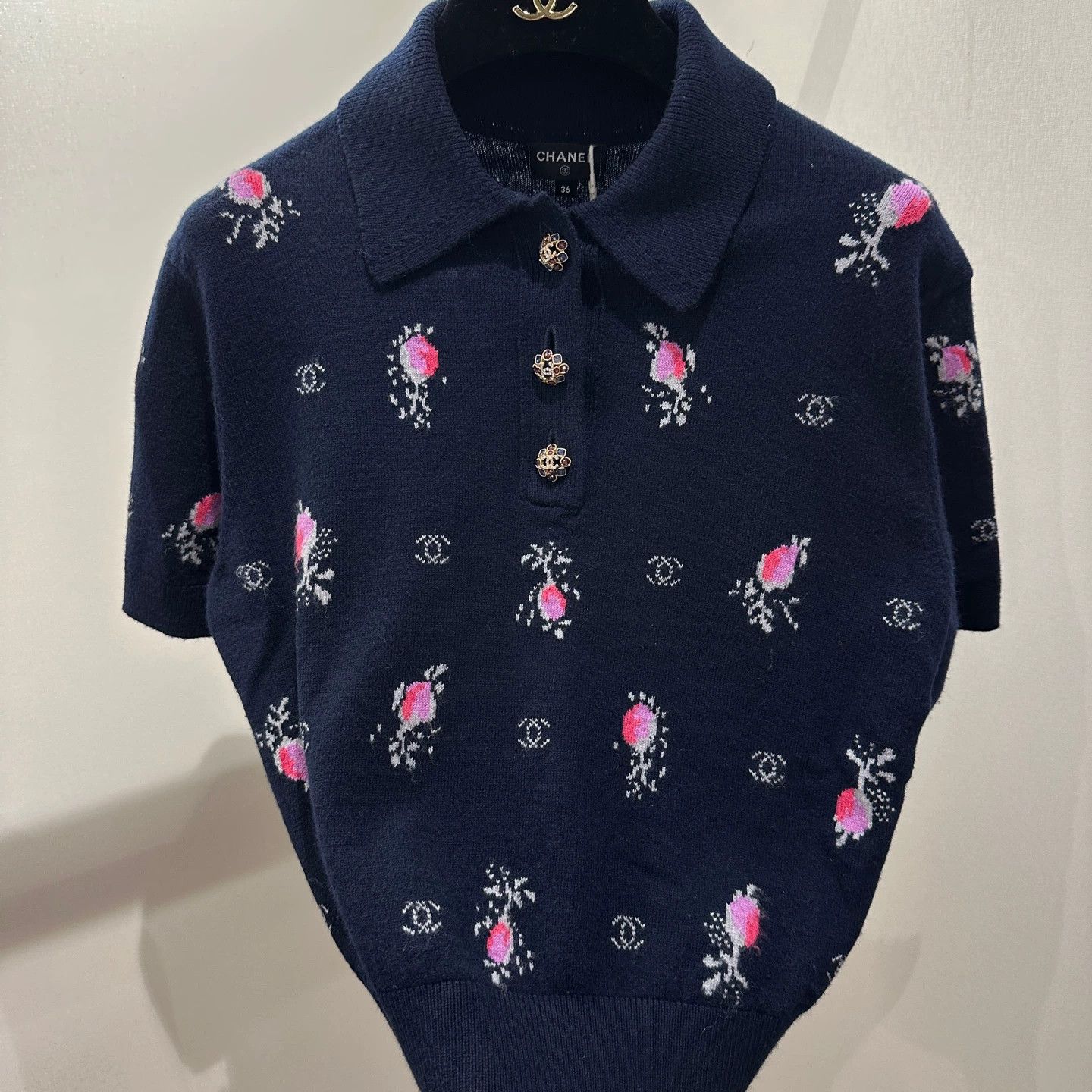 Chanel Chanel may210 22K Floral Crystal Polo 36 Cashmere Size XS / US 0-2 / IT 36-38 - 7 Thumbnail
