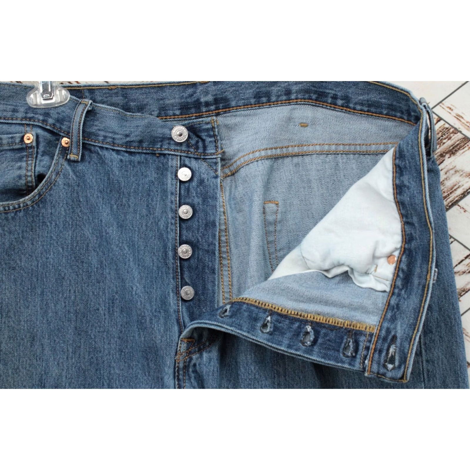Levi's Levi's 501 Jeans Mens 38X34 Button Fly Blue Denim High Rise Stretch USA Cowboy Regular Moderate Pockets Logo 5-Pocket Size US 38 / EU 54 - 2 Thumbnail