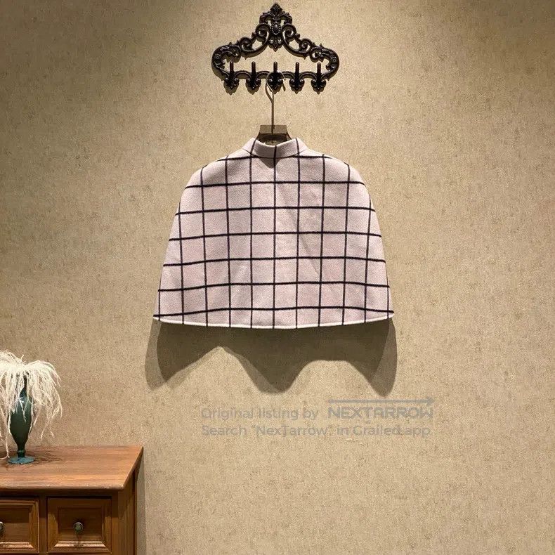 Valentino Valentino Pink plaid reversible wool poncho skirt set Size XS / US 0-2 / IT 36-38 - 3 Thumbnail