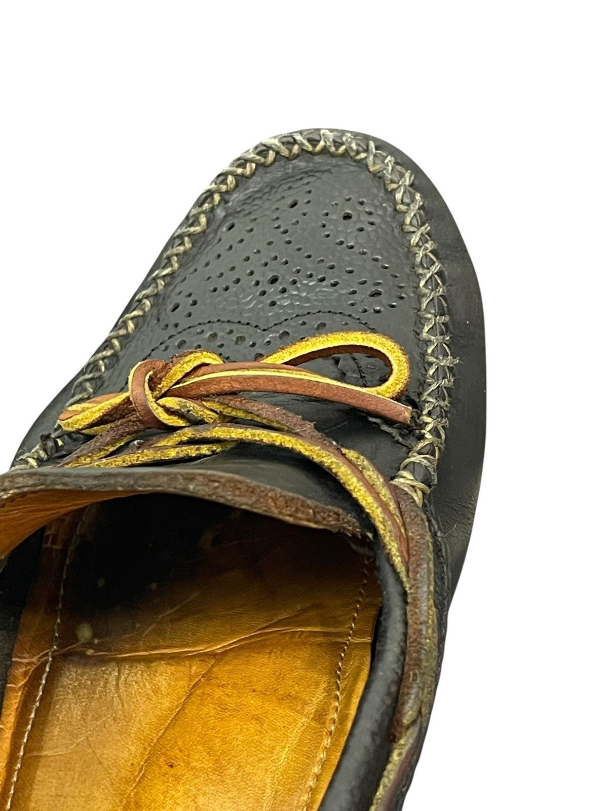 Yuketen Yuketen Canoe Moccasin Loafer Cowhide Handmade USA Size US 9.5 / EU 42-43 - 7 Thumbnail