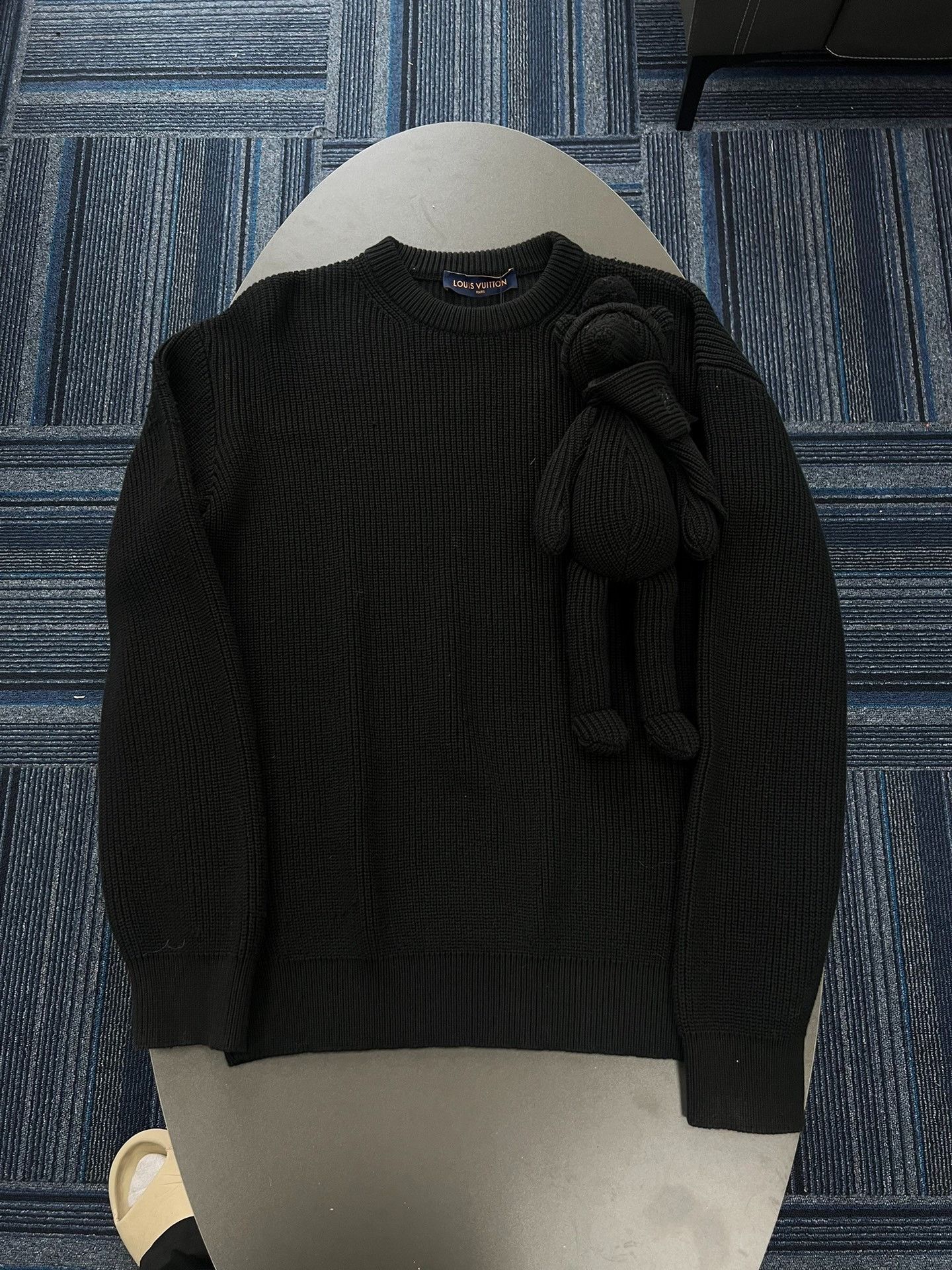 Louis Vuitton Louis Vuitton Doll bear crew neck knit sweater Nextarrow-24 Size US M / EU 48-50 / 2 - 1 Thumbnail