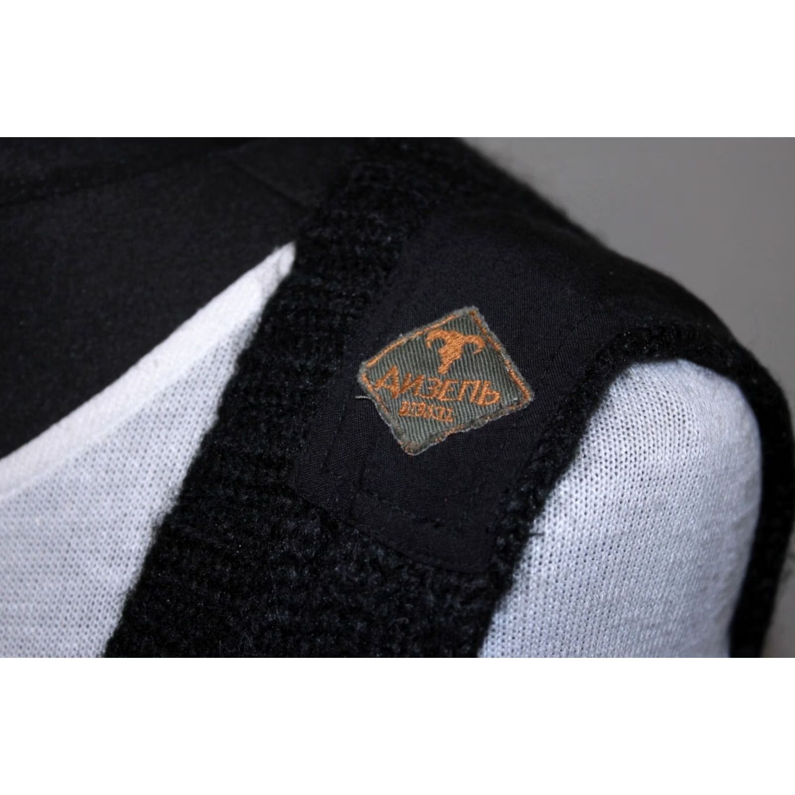 Diesel Diesel Vest Shirt Women's Mohair Silk Cotton Blend L Black Round Neck Wool Vest - Womens Diesel Vest L Black Size L / US 10 / IT 46 - 3 Thumbnail