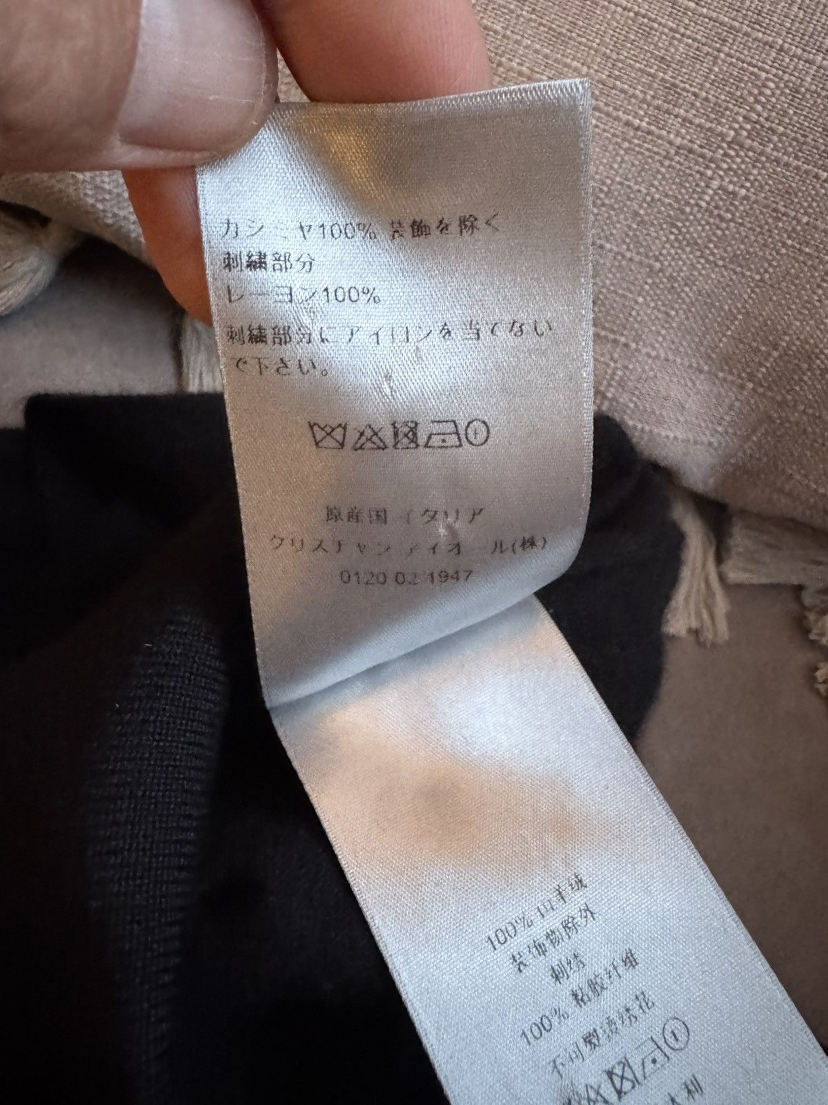 Dior DIOR cashmere jumper REAL SIZES SHOWN IN PHOTOS BY TAPE Size US M / EU 48-50 / 2 - 13 Thumbnail