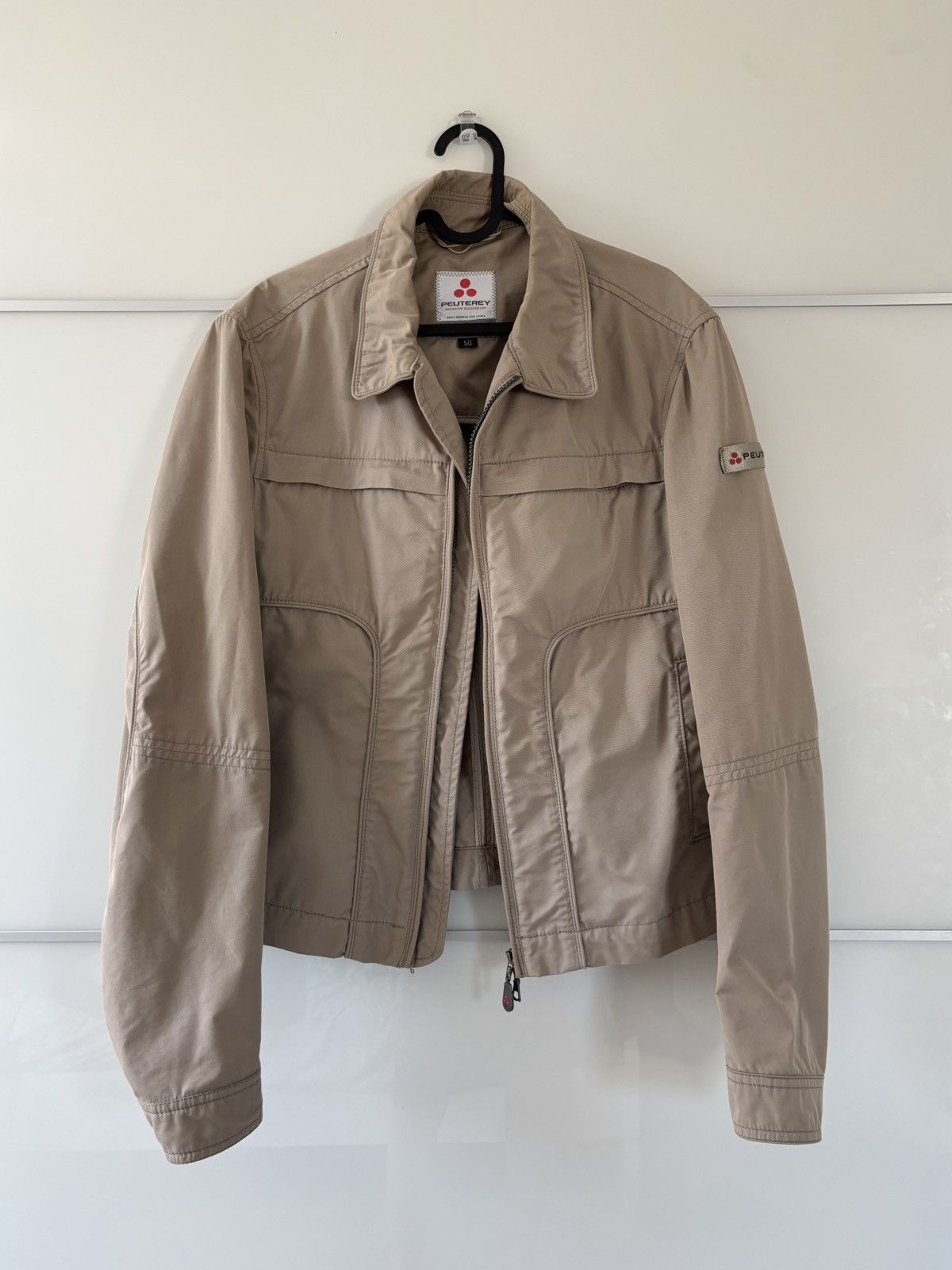 Peuterey Beige jacket with many pockets S Size US S / EU 44-46 / 1 - 1 Thumbnail