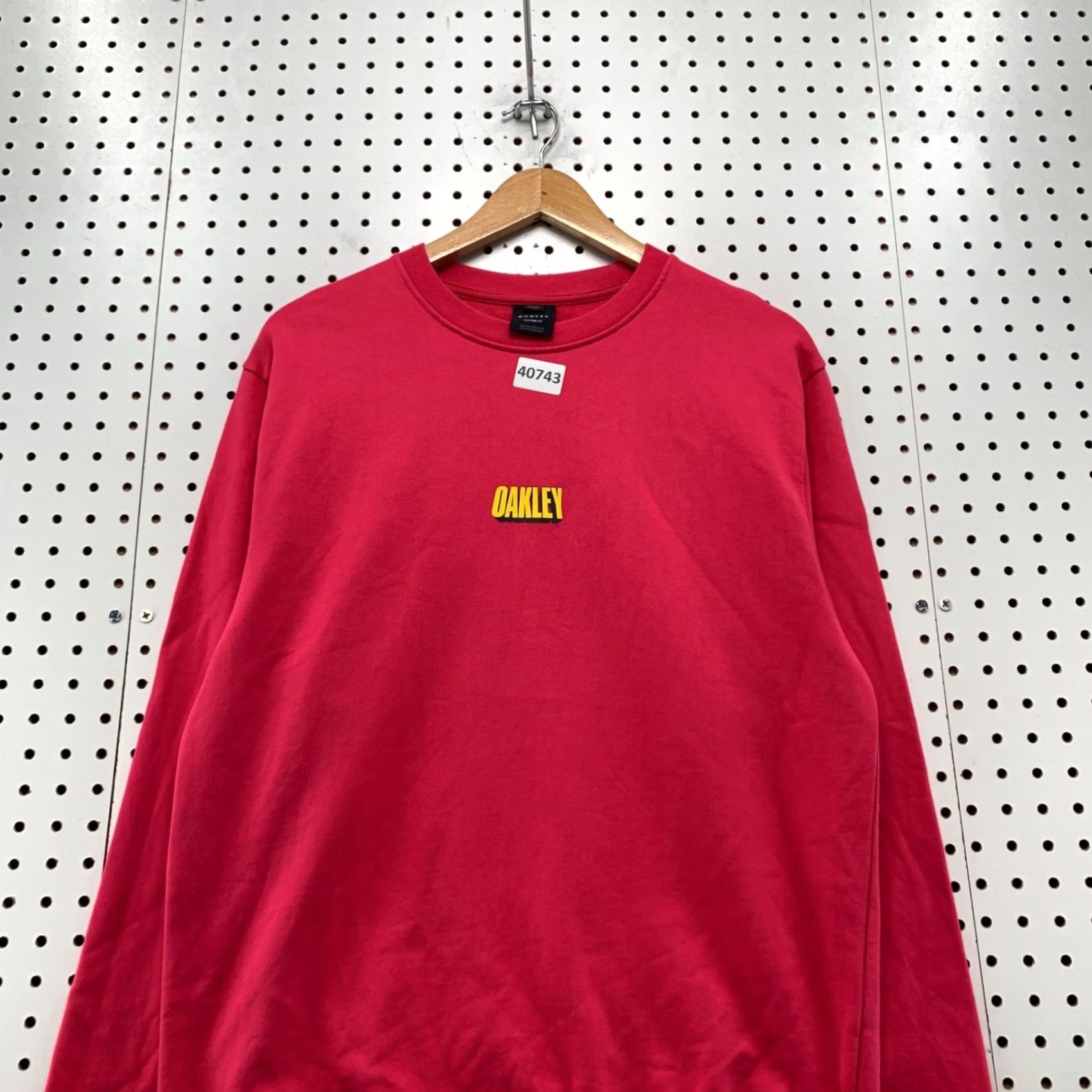 Oakley VINTAGE Oakley Sweatshirt Crewneck Mens Medium Pink Yellow Graphic Custom 20.5x28 Crew Neck Pullover Fleece Size US M / EU 48-50 / 2 - 4 Thumbnail