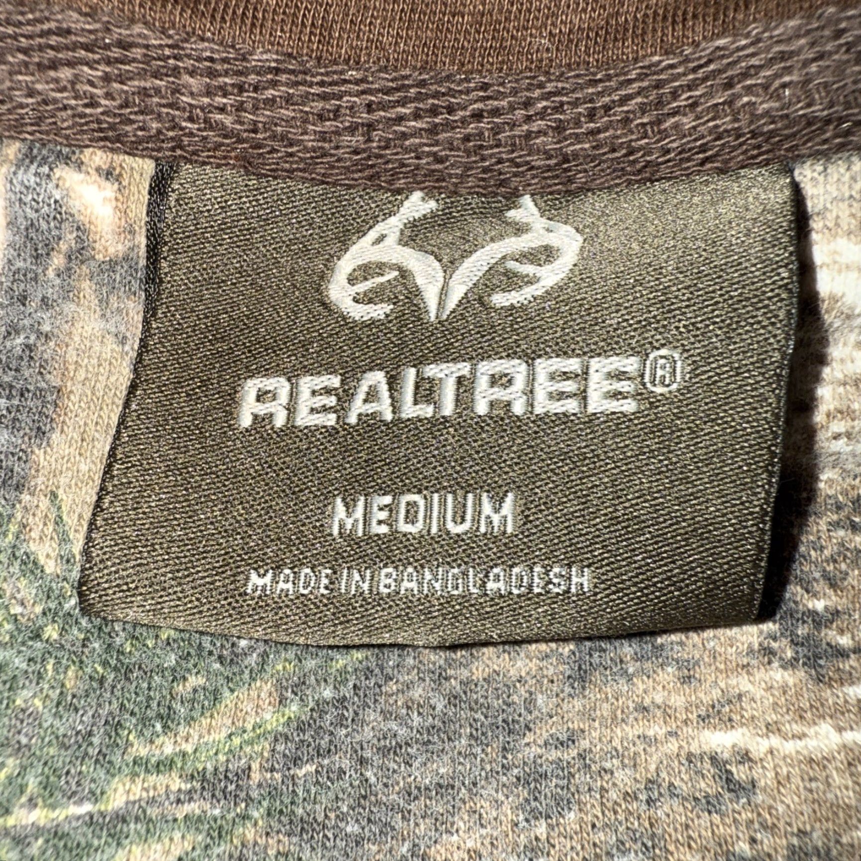 Realtree Realtree Hoodie Camouflage Logo Pullover Medium Men’s Kangaroo Pocket Hooded Camouflage Pattern Outdoor Hunting Size US M / EU 48-50 / 2 - 6 Thumbnail