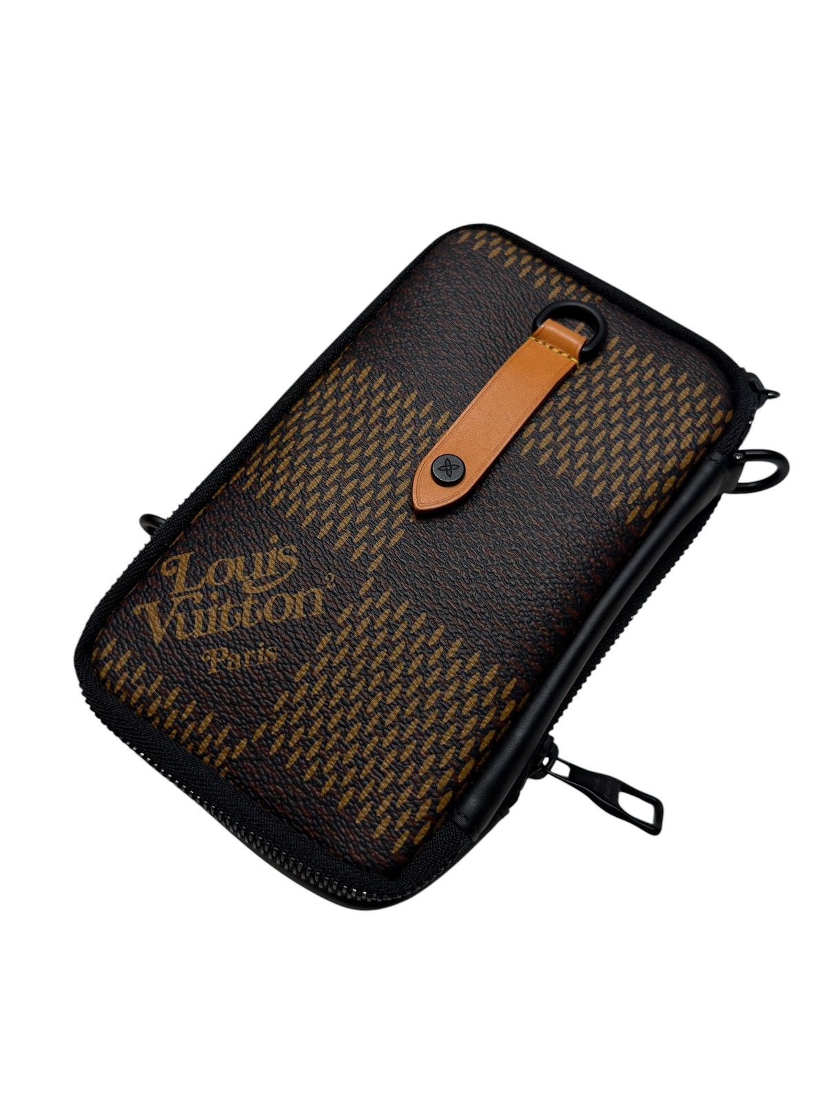 Louis Vuitton × Nigo Louis Vuitton x Nigo Damier Ebene Giant Tortoise Side Bag Size ONE SIZE - 4 Thumbnail