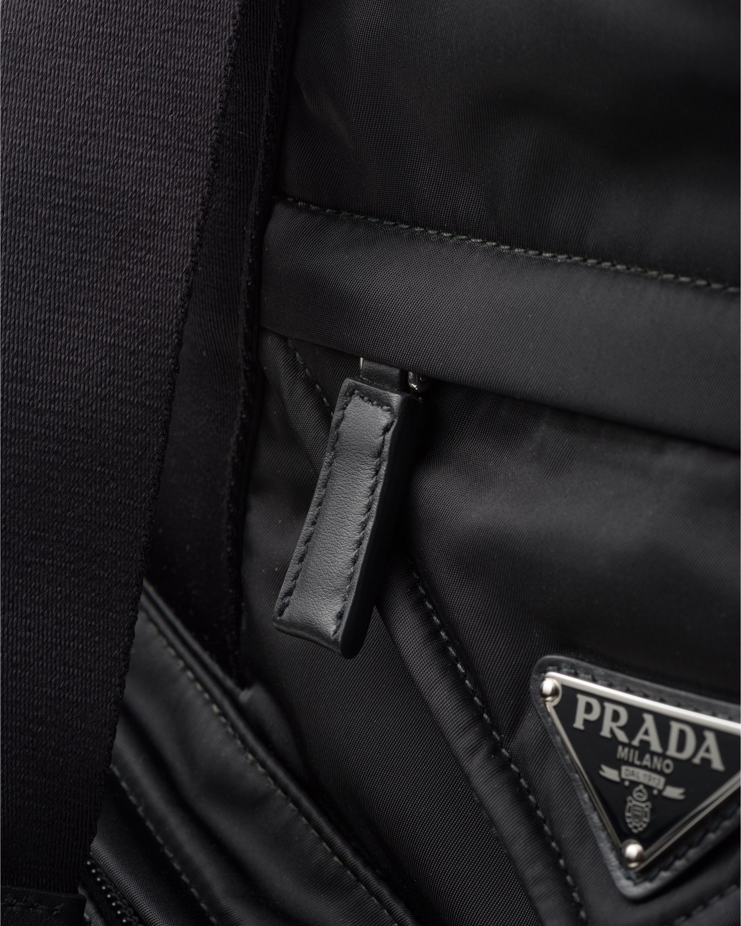Prada o1bcso1str1025 Size: OS / Tessuto Vitello Re-Nylon Tote Bag Size ONE SIZE - 6 Thumbnail