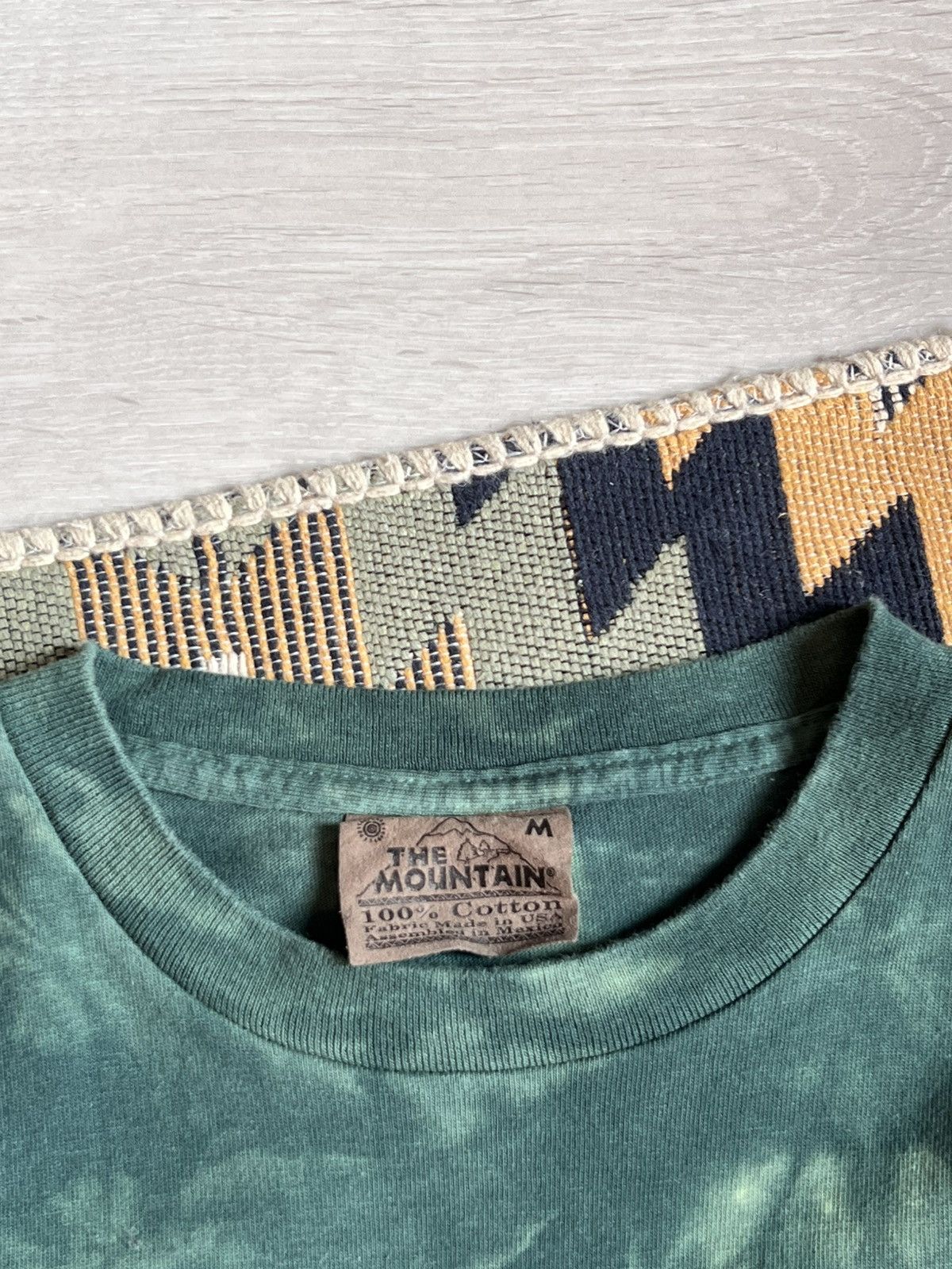The Mountain × Vintage Vintage 1998 USA The Mountain Horses T-shirt Size US M / EU 48-50 / 2 - 9 Thumbnail