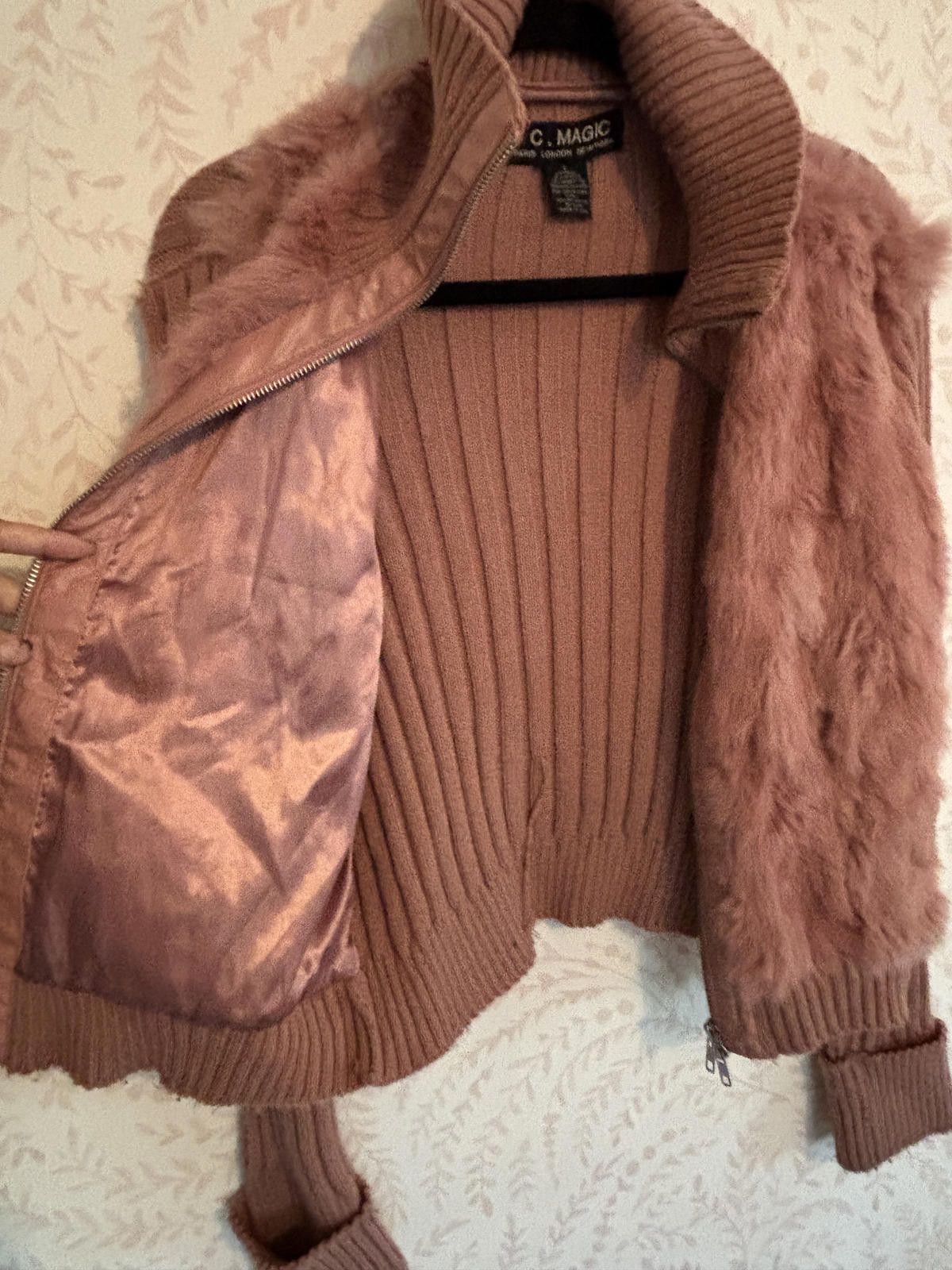 Designer C. Magic Women's AUTH Fur and Ribbed Knit Zip-Up Sweater L Size L / US 10 / IT 46 - 7 Thumbnail
