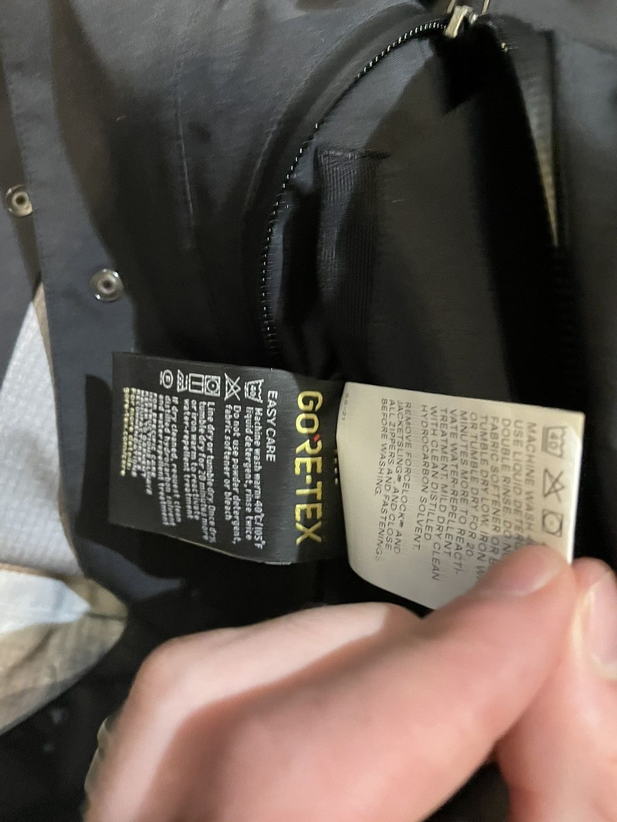 Acronym Acronym J56-GT (Gen 1) Size US S / EU 44-46 / 1 - 10 Thumbnail