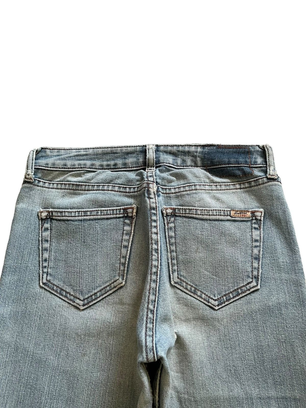 Levi's × Levi's Vintage Clothing Vintage 90s Levis Light Wash Style Distressed Flare Jeans Size US 26 / EU 42 - 8 Thumbnail