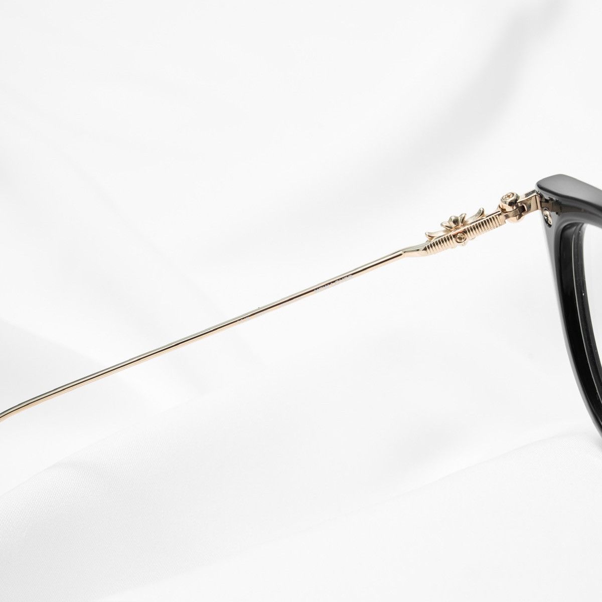 Chrome Hearts CHROME HEARTS NEW LOVER BLACK/GOLD PLATED GLASSES Size ONE SIZE - 5 Thumbnail