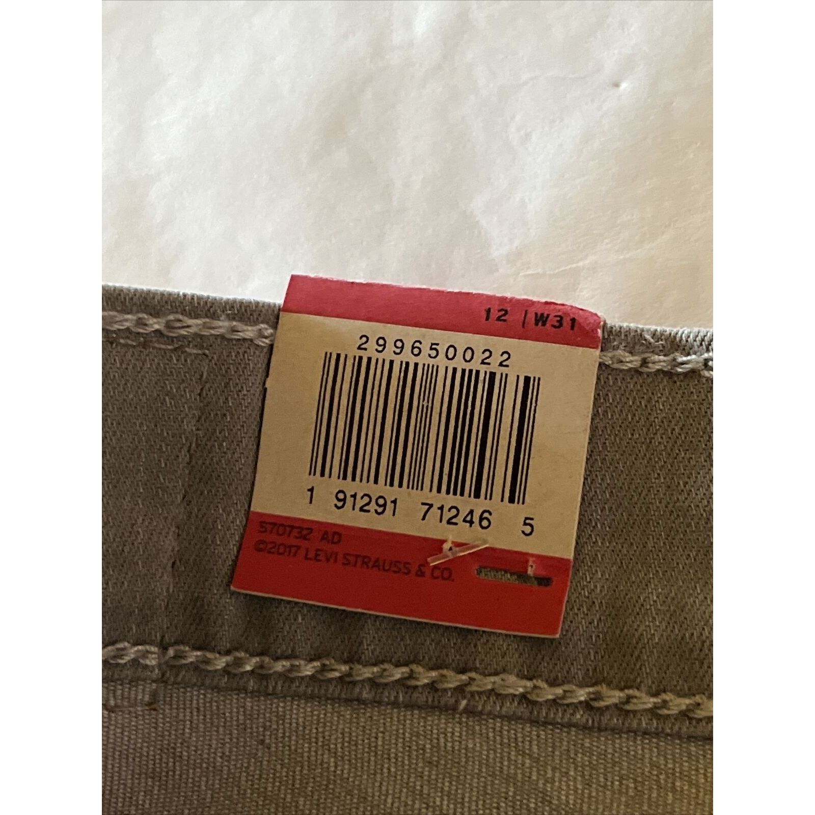 Levi's Levi's Jean Shorts Mens 31 Gray Mid Length Denim Chino NWT Size US 31 - 7 Thumbnail