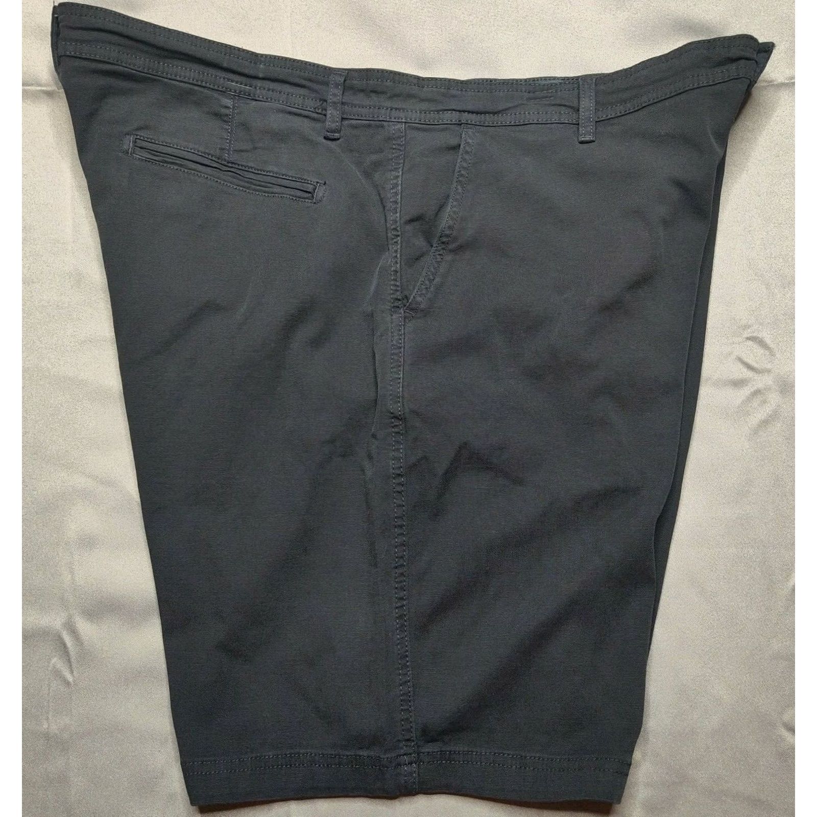 Vintage American Threads Men 42 Black Garment Dye Cotton Stretch 9" Shorts NEW Size US 42 / EU 58 - 3 Thumbnail