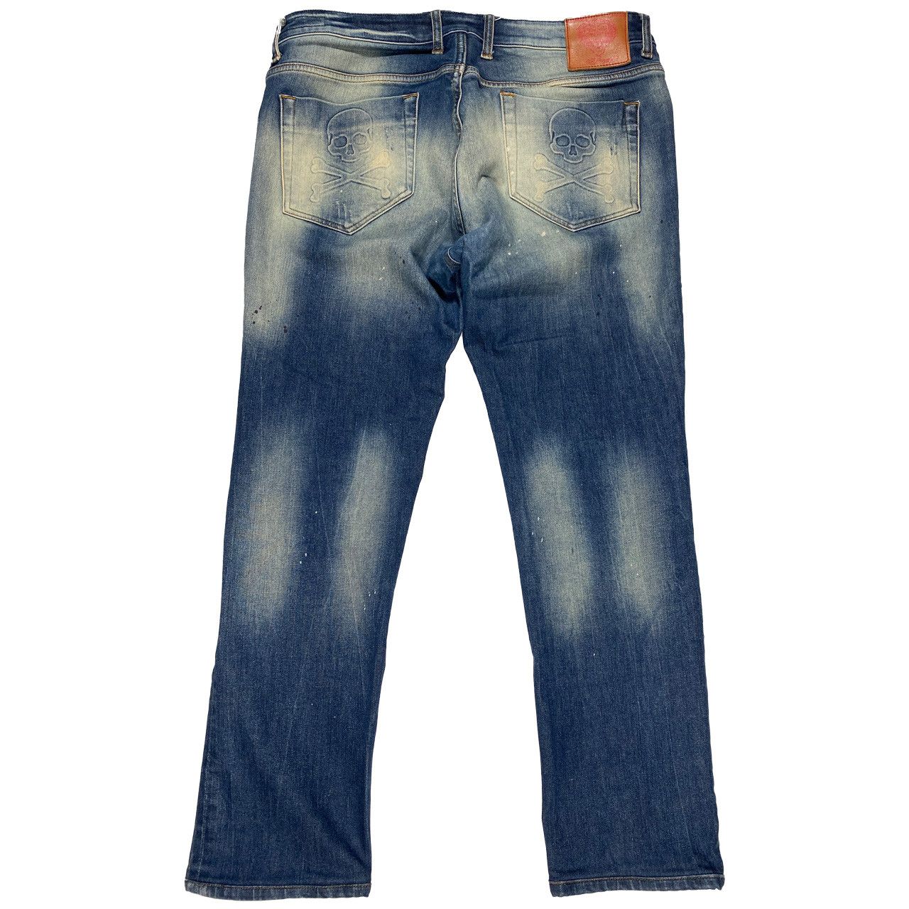 Ed Hardy Ed Hardy Embossed Skull Distressed Dagger jeans 34x28 Size US 34 / EU 50 - 1 Thumbnail