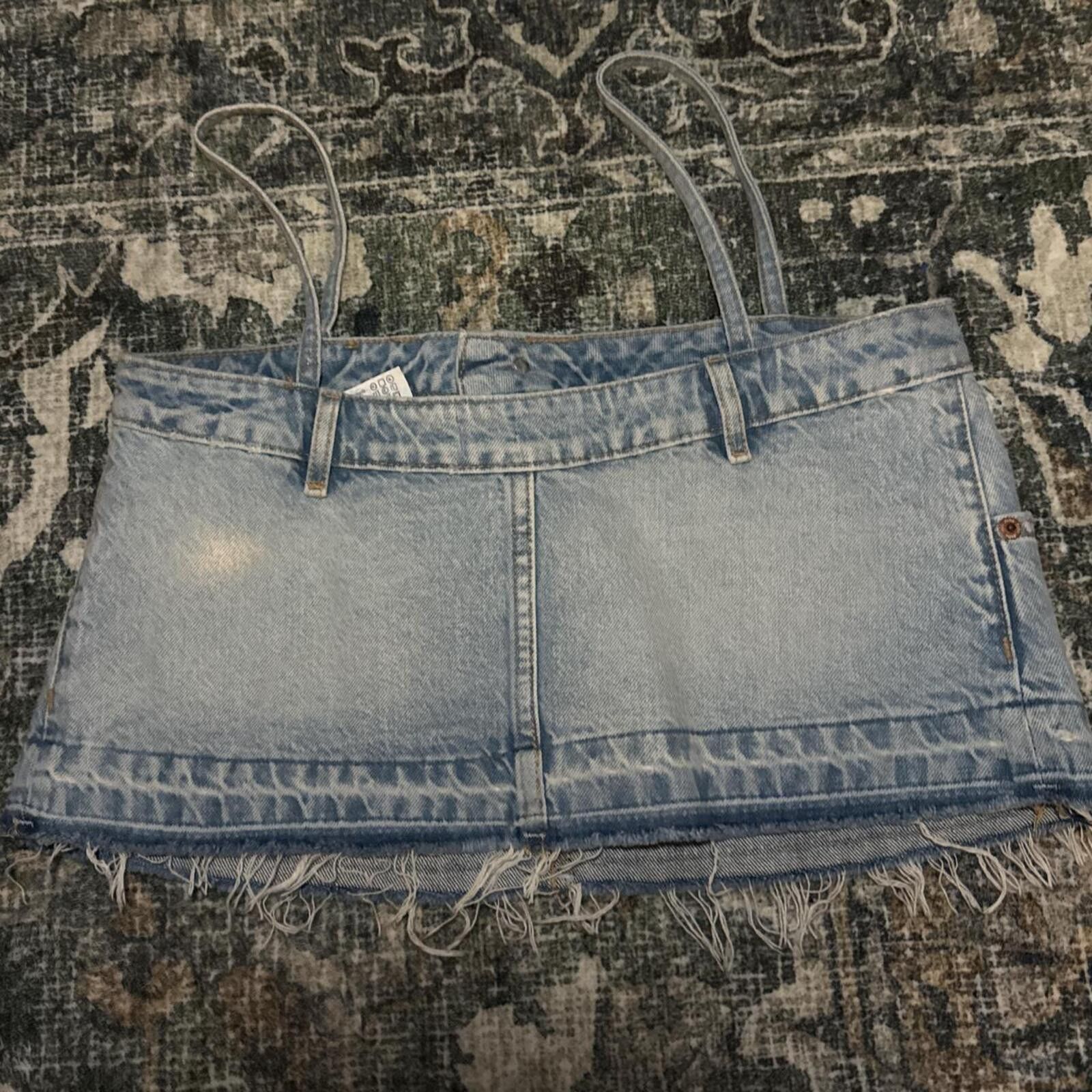 Zara Zara Women's Blue Jean Crop-top Size S / US 4 / IT 40 - 2 Thumbnail