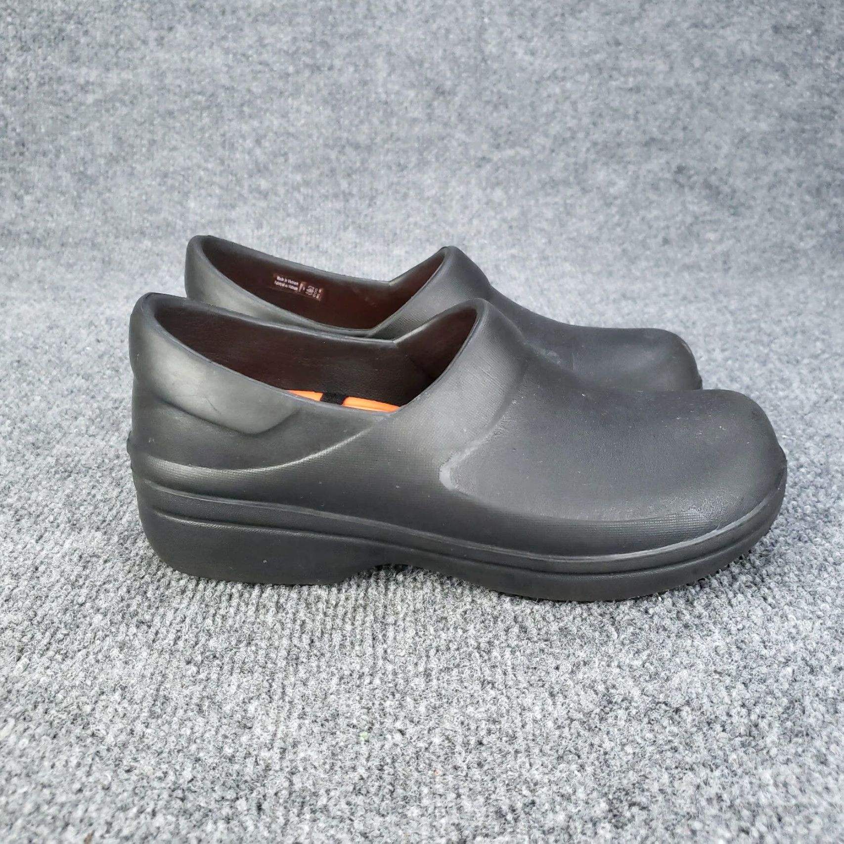 Crocs CROCS Clogs Women 6 Black Slip On Comfort Waterproof Slip Resistant Casual Shoes Women Lighweight Synthetic Flat Toe Round Vintage No 207231 Size ONE SIZE - 2 Thumbnail