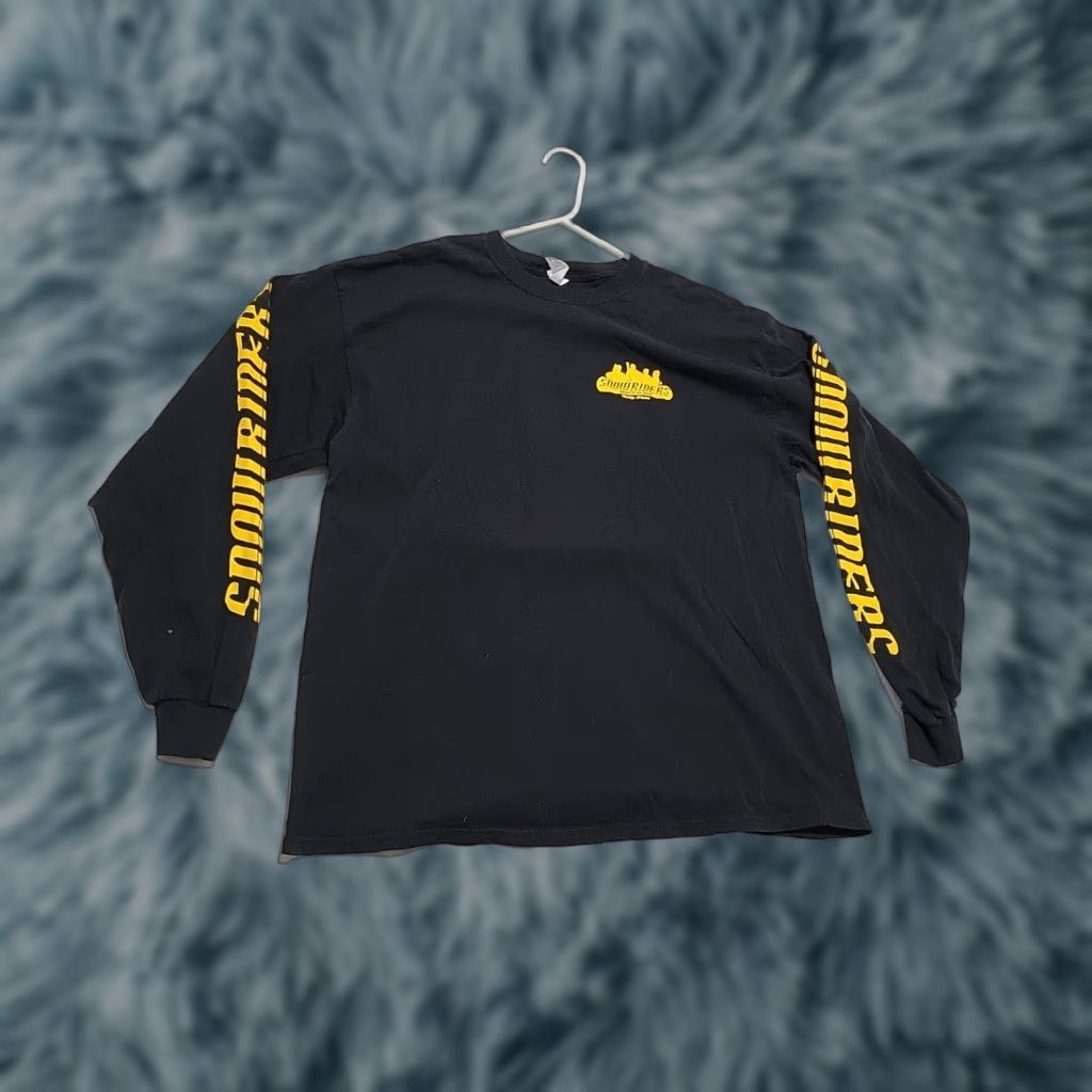 Gildan Gildan Ultra Cotton T-Shirt Men Snowriders Boardshop Graphic Print Crew Neck Long Sleeve XL Black Yellow Ski Snowboard Theme Size US XL / EU 56 / 4 - 1 Thumbnail
