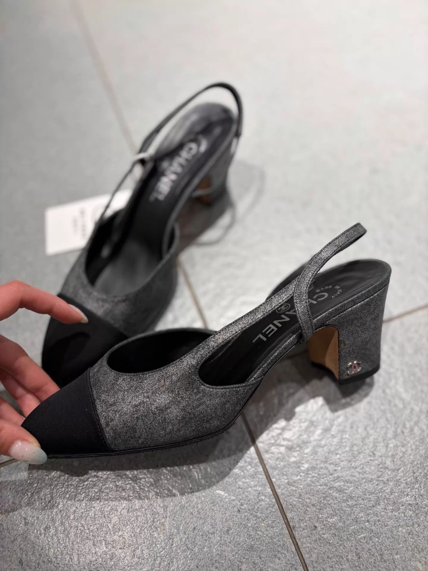 Chanel Chanel Charcoal Pearlized Classic Heeled Sandals 99 New 38 Size US 7.5 / IT 37.5 - 3 Thumbnail