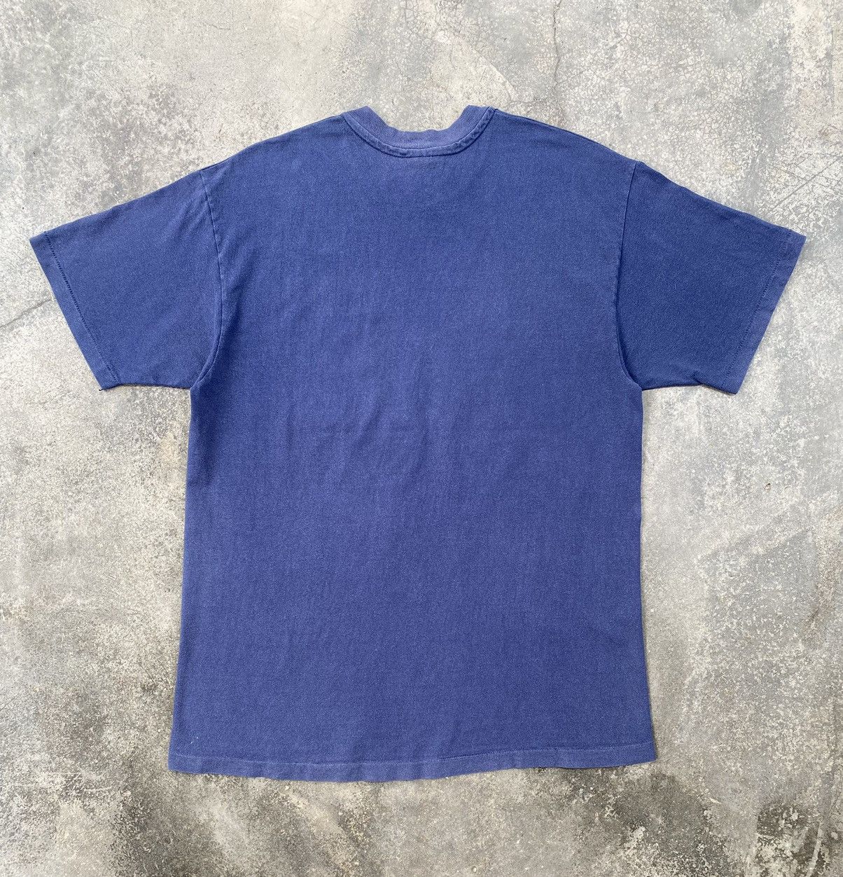 Vintage Vintage 90s Apple Art Distressed Tees Size US L / EU 52-54 / 3 - 2 Thumbnail