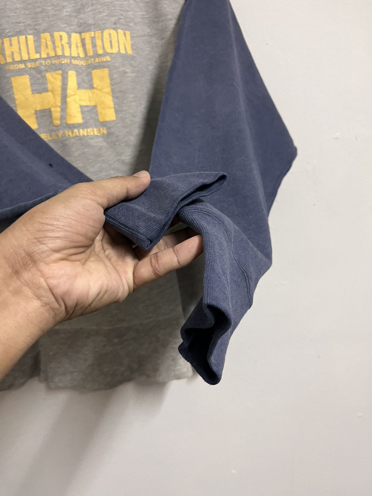 Helly Hansen 💥Vintage Helly hansen BOXY CUT distressed faded EXHILARATION Size US L / EU 52-54 / 3 - 8 Thumbnail