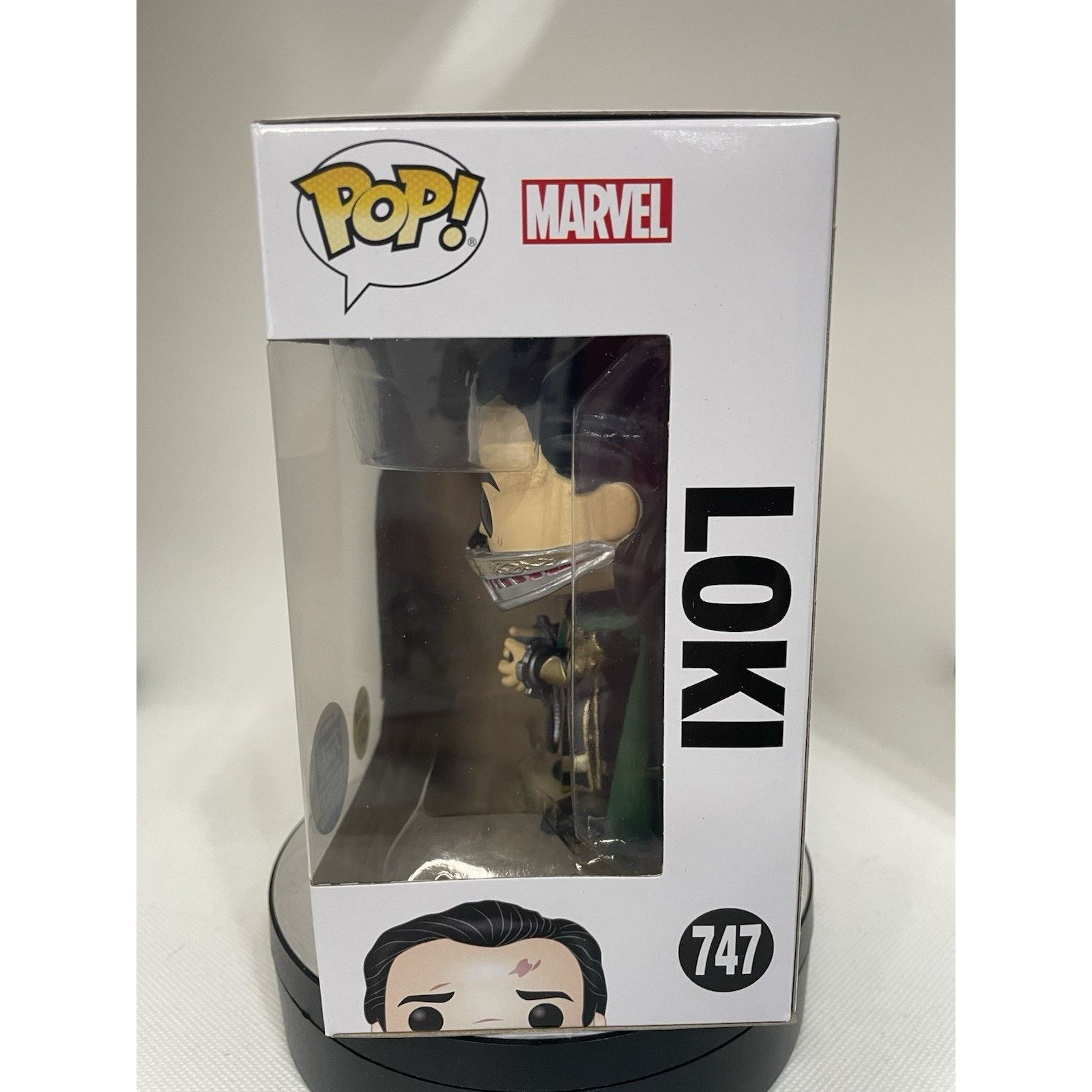 Marvel Comics Funko Pop! Loki (GITD) - Funko (Exclusive) #747 - Mint Size ONE SIZE - 3 Thumbnail