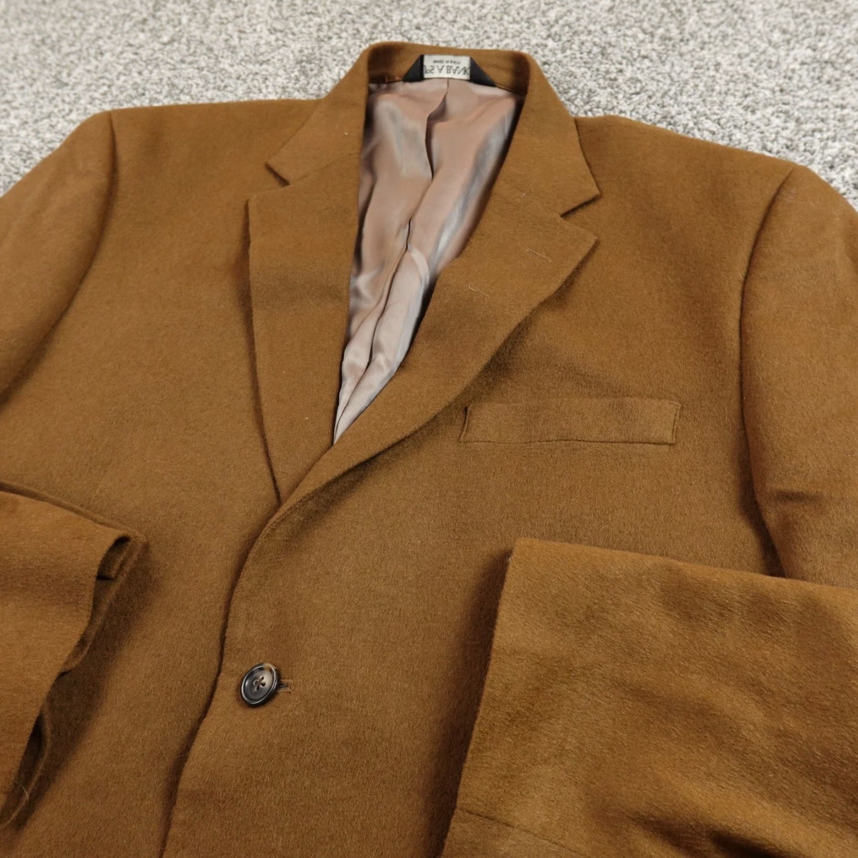 Jos. A. Bank Jos A Bank Jacket Mens 44 Brown Wool Cashmere Button Blazer Sport Coat Jacket Blazer Mens Brown Wool Cashmere Jacket Size 44R - 2 Thumbnail
