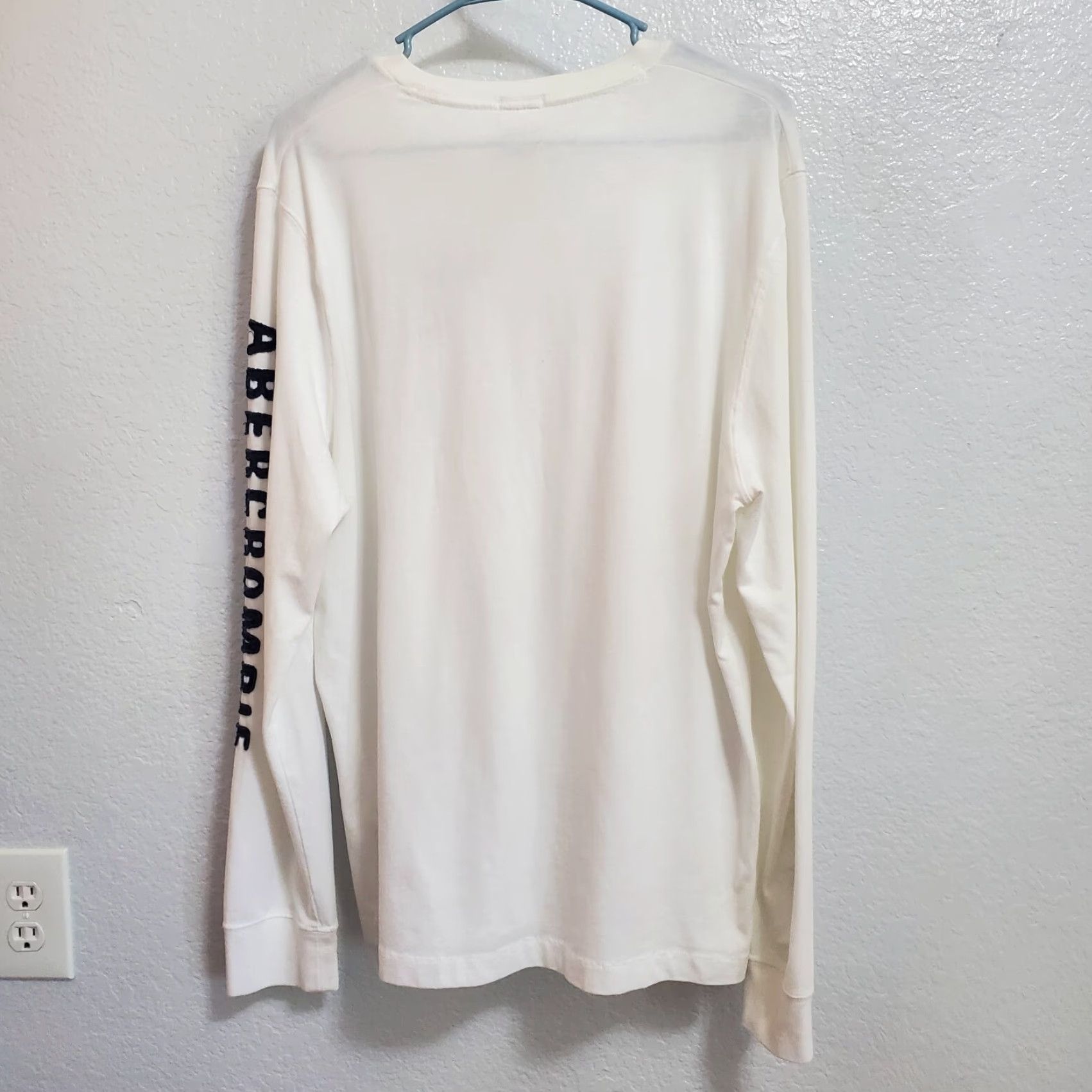 Abercrombie & Fitch Abercrombie & Fitch Muscle T Shirt Men XL White Long Sleeve Spellout 90s Y2K Size US XL / EU 56 / 4 - 2 Thumbnail