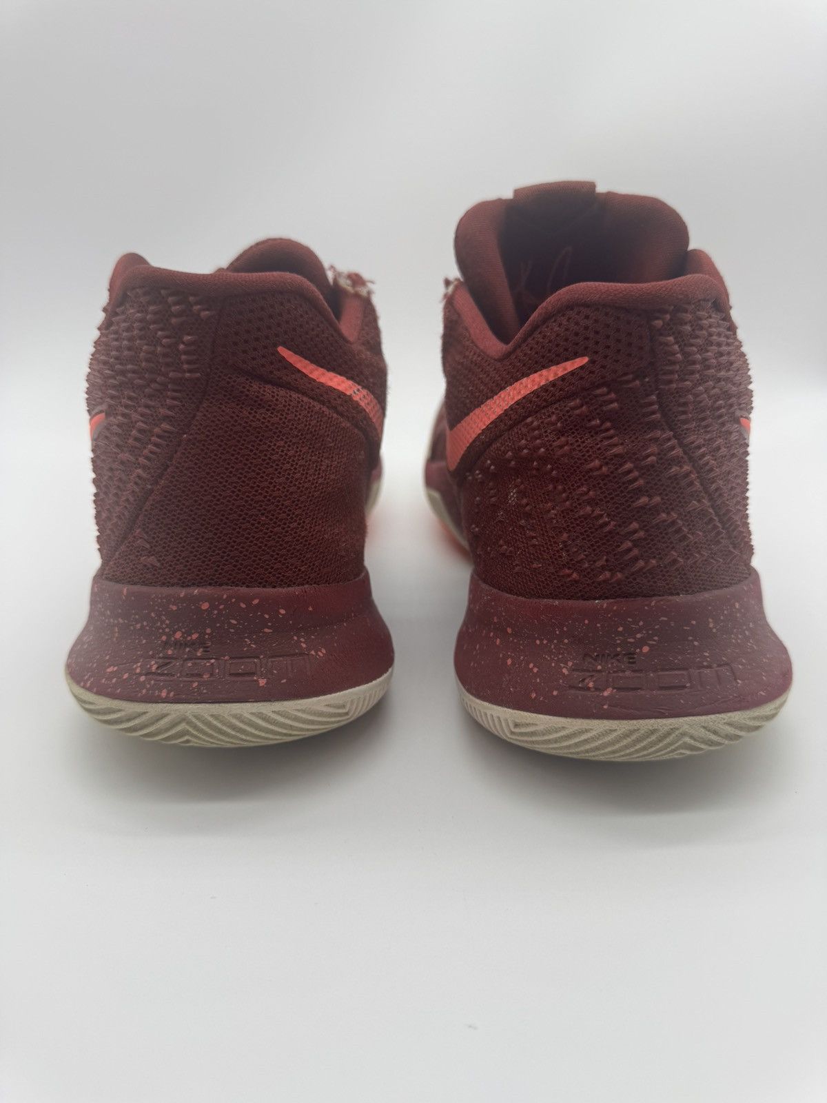 Nike Nike Kyrie 3 Team Red Hot Punch 852395-681 Men’s Size 8 Size US 8 / EU 41 - 5 Thumbnail