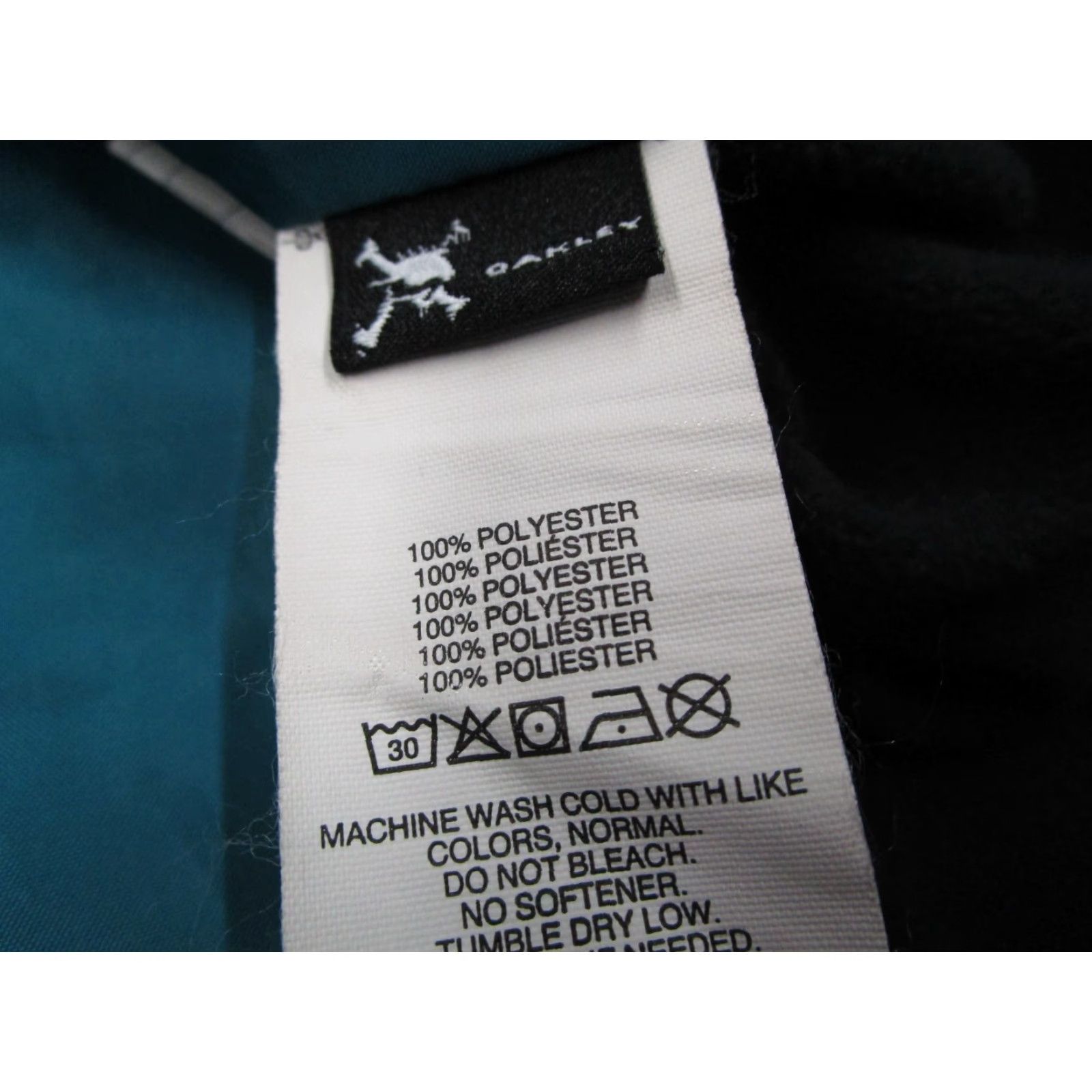 Oakley Oakley Jacket Women Extra Large Black Quilted Full Zip Puffer Hike Work Gorpcore Women Size XL / US 12-14 / IT 48-50 - 3 Thumbnail
