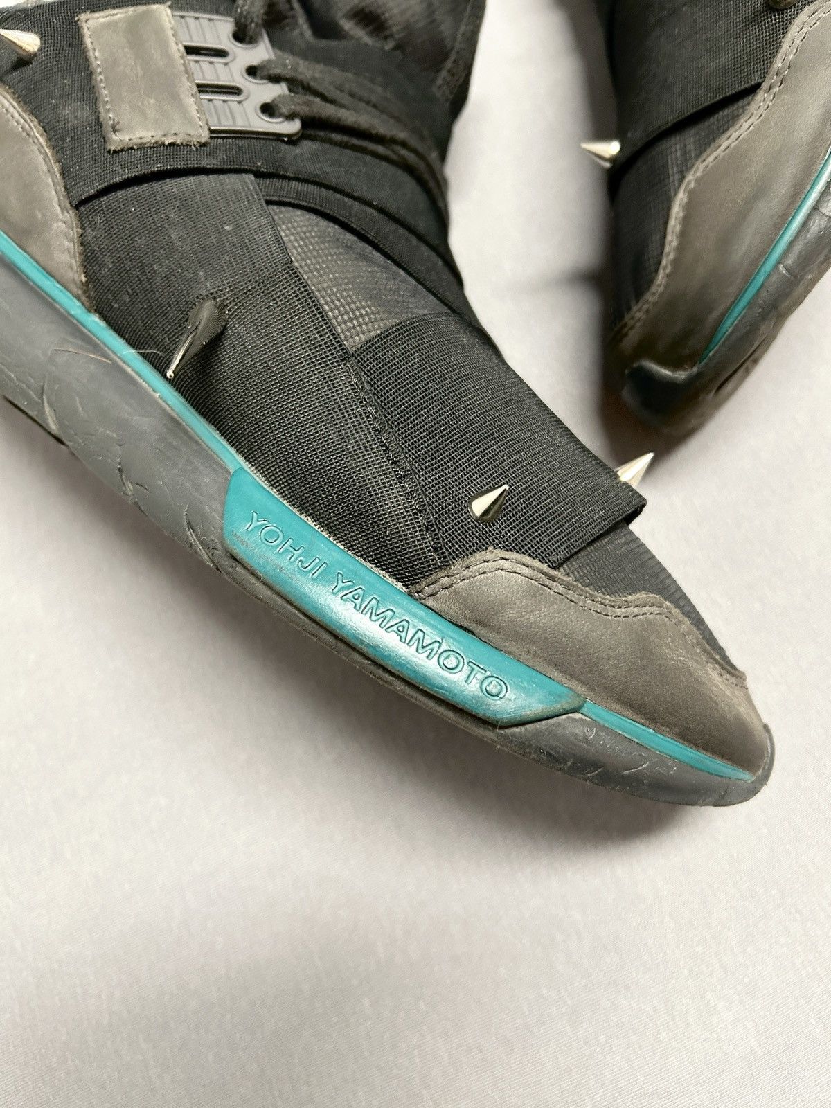 Y-3 FW2018 Qasa High Sneaker Size US 9.5 / EU 42-43 - 5 Thumbnail