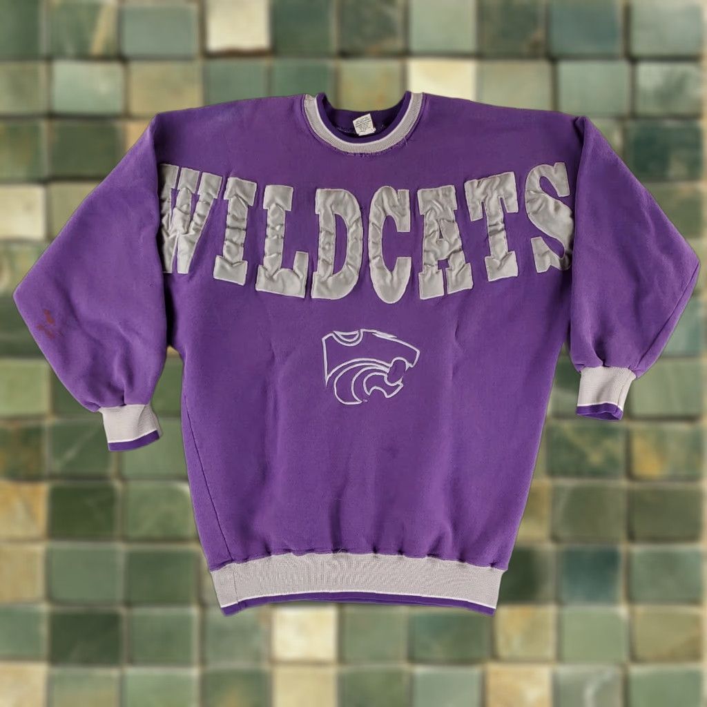 Vintage VINTAGE Legends Kansas State Univ Sweatshirt Purple XL Mens Big Spellout 90s Pullover Sweatshirt (with holes) Size US XL / EU 56 / 4 - 1 Thumbnail