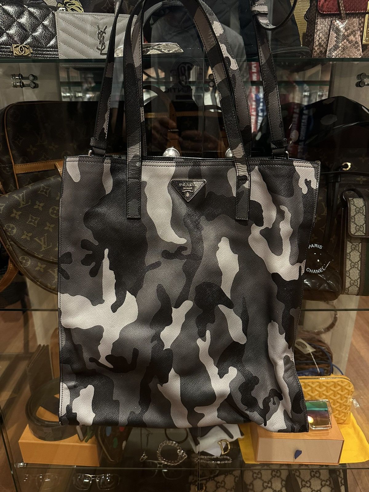 Prada camo tote Bags Luggage