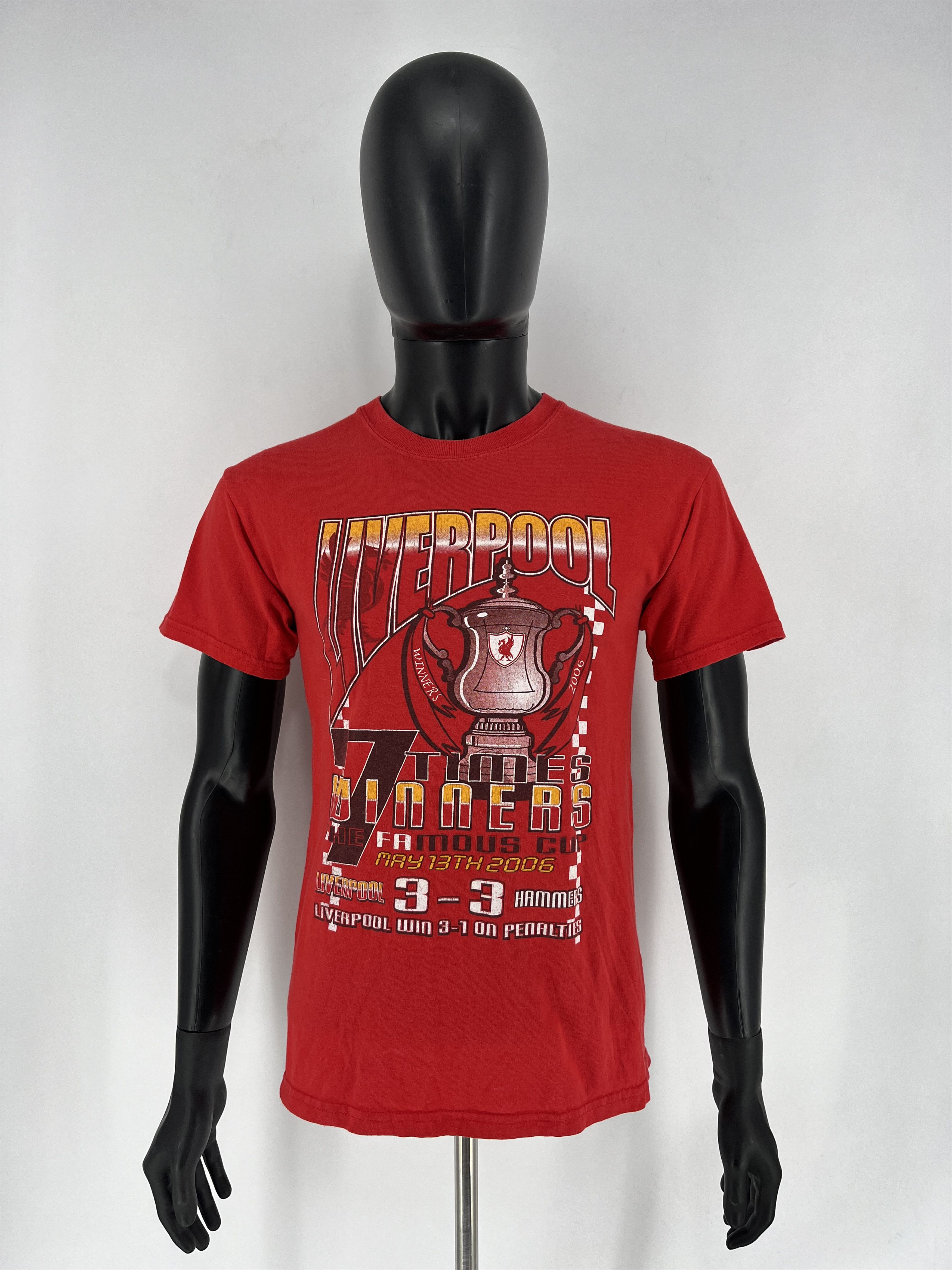 Other Vintage Football TShirt Champions League Liverpool Hammers Size US S / EU 44-46 / 1 - 2 Thumbnail