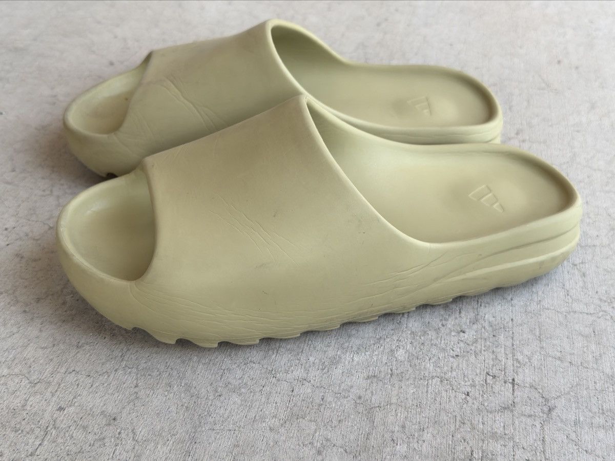 Adidas × Kanye West Yeezy Slides Size US 13 / EU 46 - 4 Thumbnail