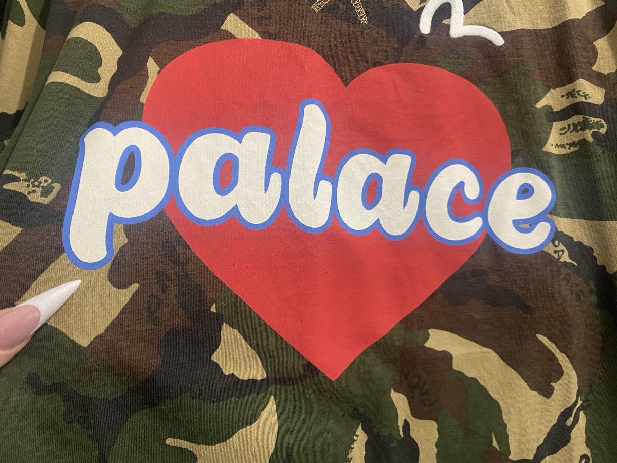 Evisu × Palace palace x evisu heart t-shirt camo Size US M / EU 48-50 / 2 - 2 Thumbnail