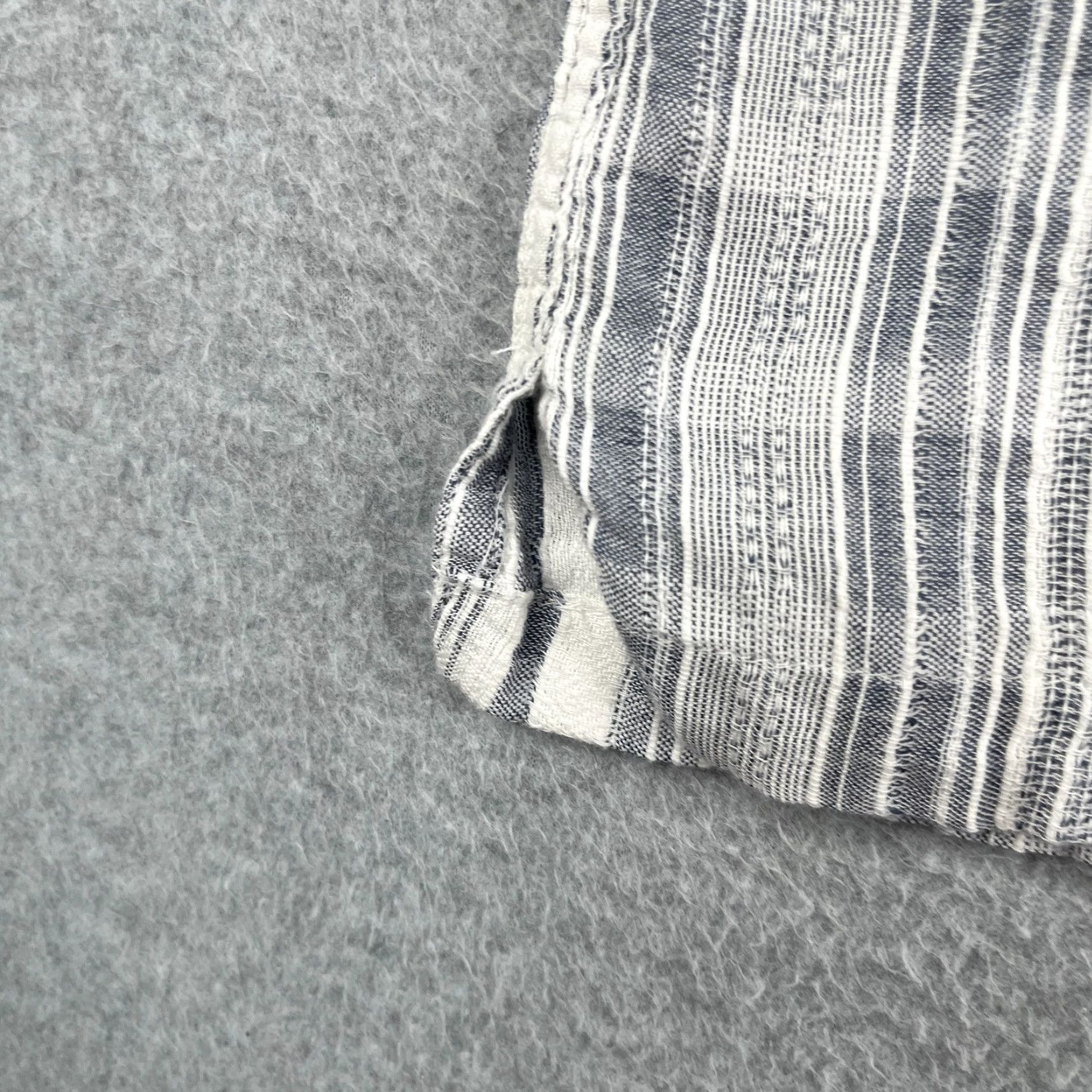 Ben Sherman Ben Sherman BoHo Style Shirt L White Navy Striped Button Up Short Sleeve Casual Men’s Regular Cotton Woven Button-Up Vintage No Size US L / EU 52-54 / 3 - 2 Thumbnail