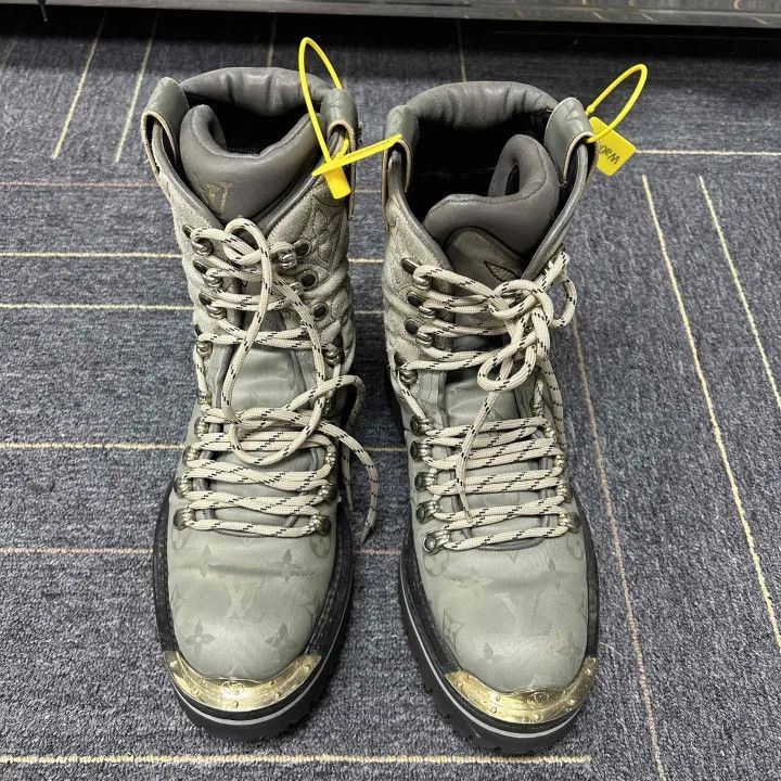 Louis Vuitton Louis Vuitton Color Block Combat Boots for Men -2508 Size US 8 / EU 41 - 2 Thumbnail