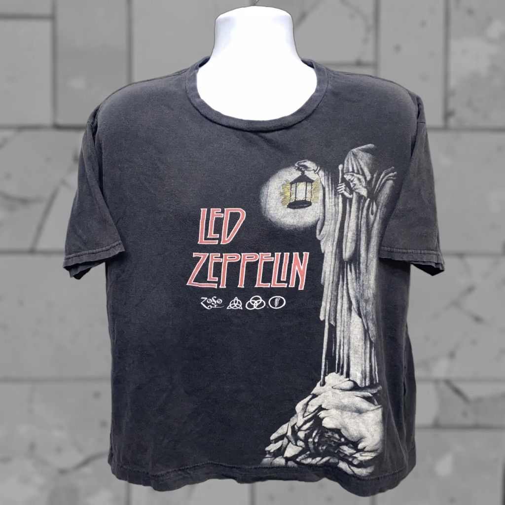Vintage VINTAGE Led Zepplin Zoso Stair way to Heaven Rock Band T Shirt Mens Large Black Cotton 23 in Armpit Retro 2000s Crew Neck Shirt Size US L / EU 52-54 / 3 - 1 Thumbnail