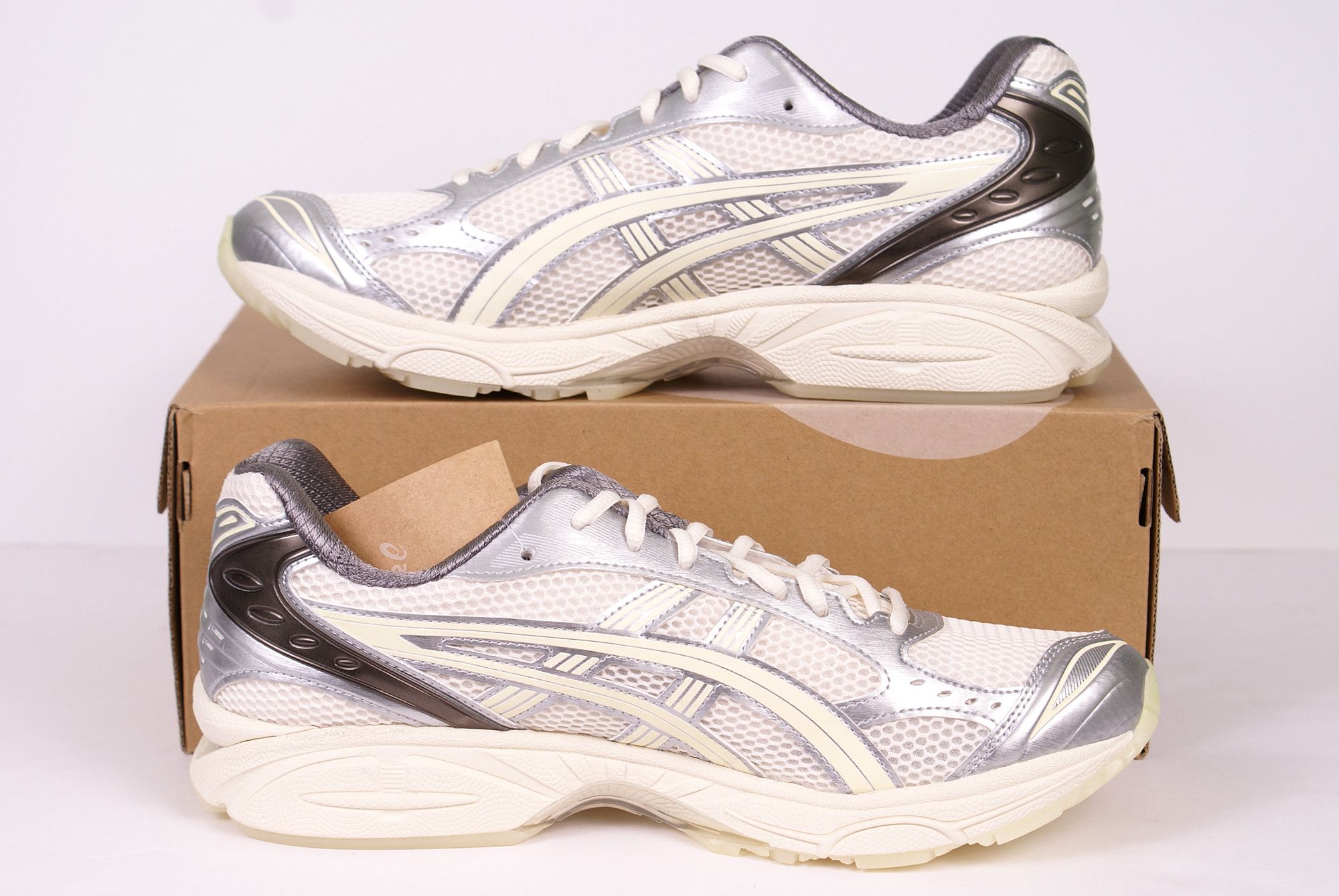 Asics 2024 atmos x Asics Gel Kayano 14 GLOW IN THE DARK YAKOUTAKE Size US 11 / EU 44 - 2 Thumbnail